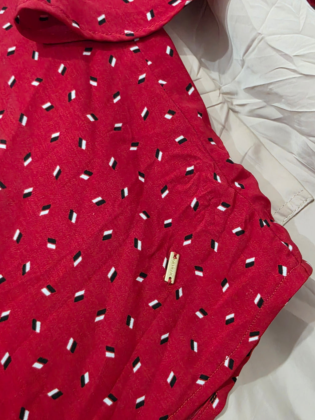 Blusa Tommy Hilfiger Xxl Roja Con Figuras Manga 3/4