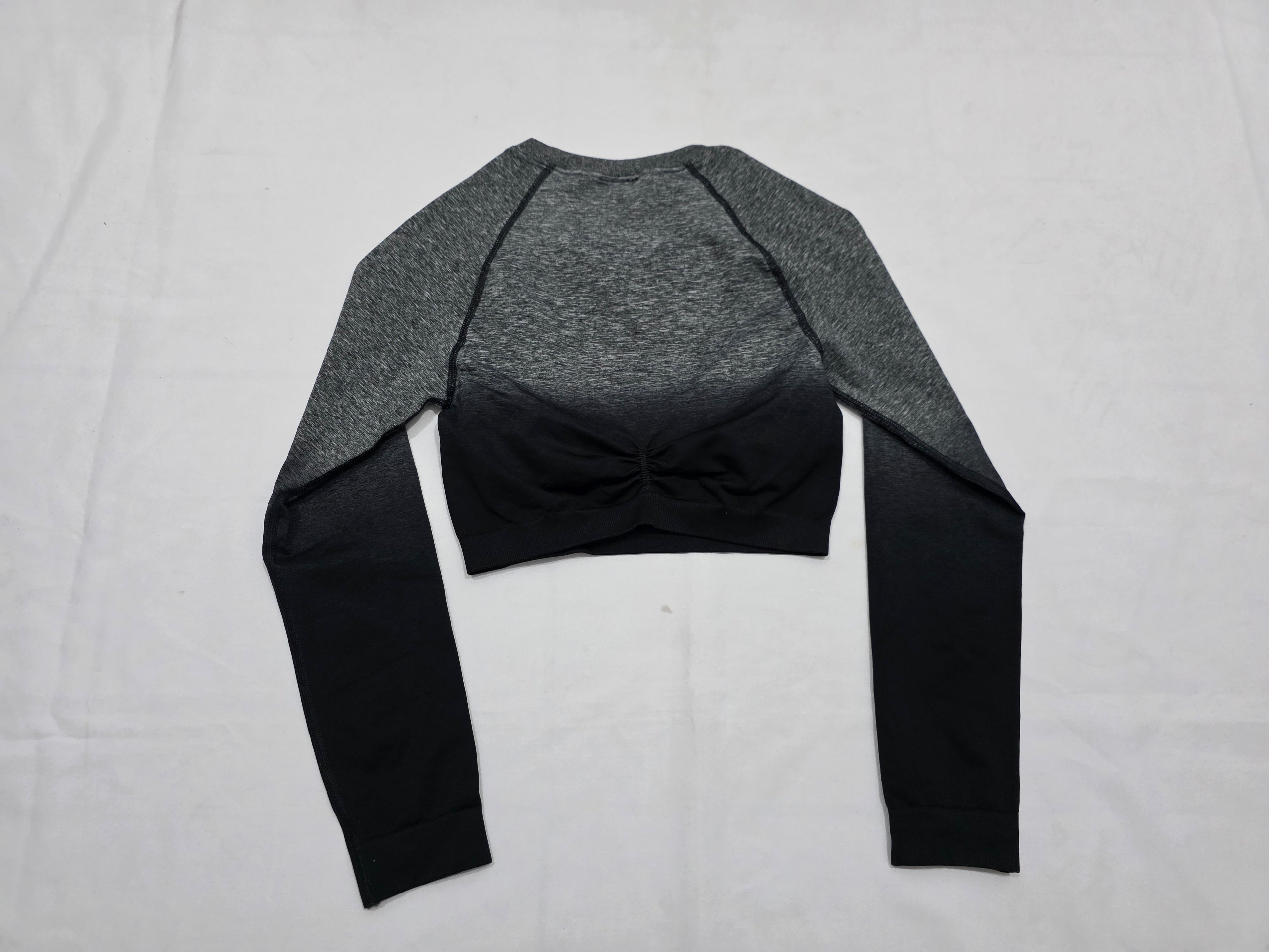 Playera Crop Top Gymshark Mediana M Gris Con Negro
