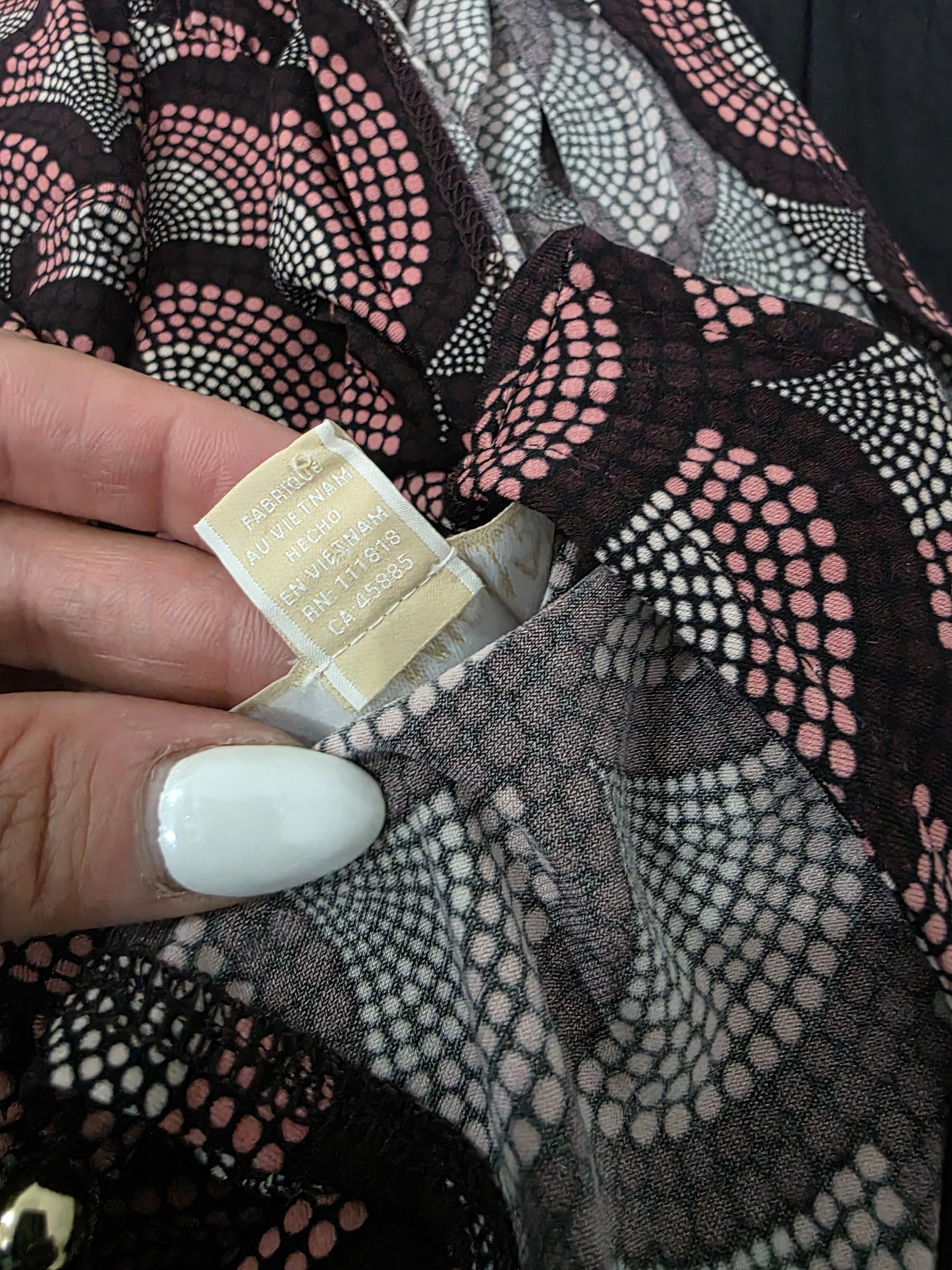 Blusa Michael Kors hombros descubiertos negra/rosa