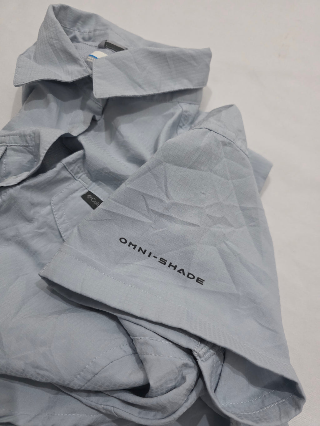 Camisa Columbia Omnishade de Mujer azul claro manga corta