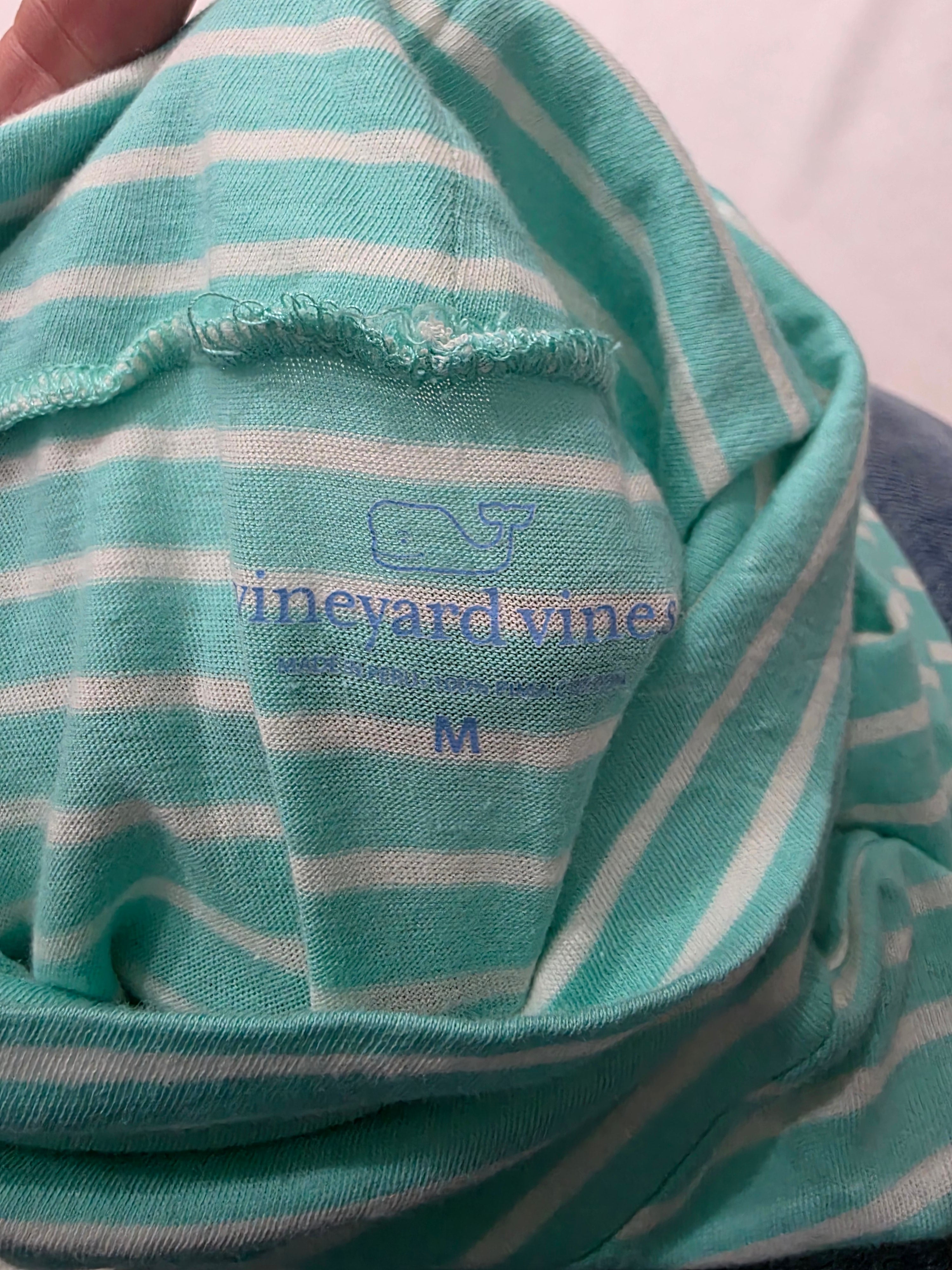 Playera Vineyard Vines turtle neck rayas color menta