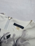 Vestido Tommy Hilfiger blanco con flores grises manga corta