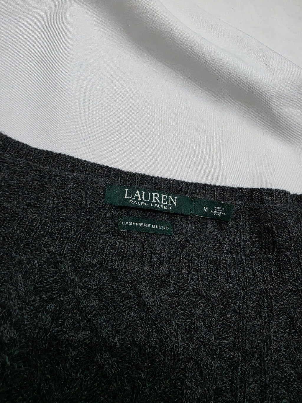 Sueter Cashmere blend color gris oscuro de Mujer