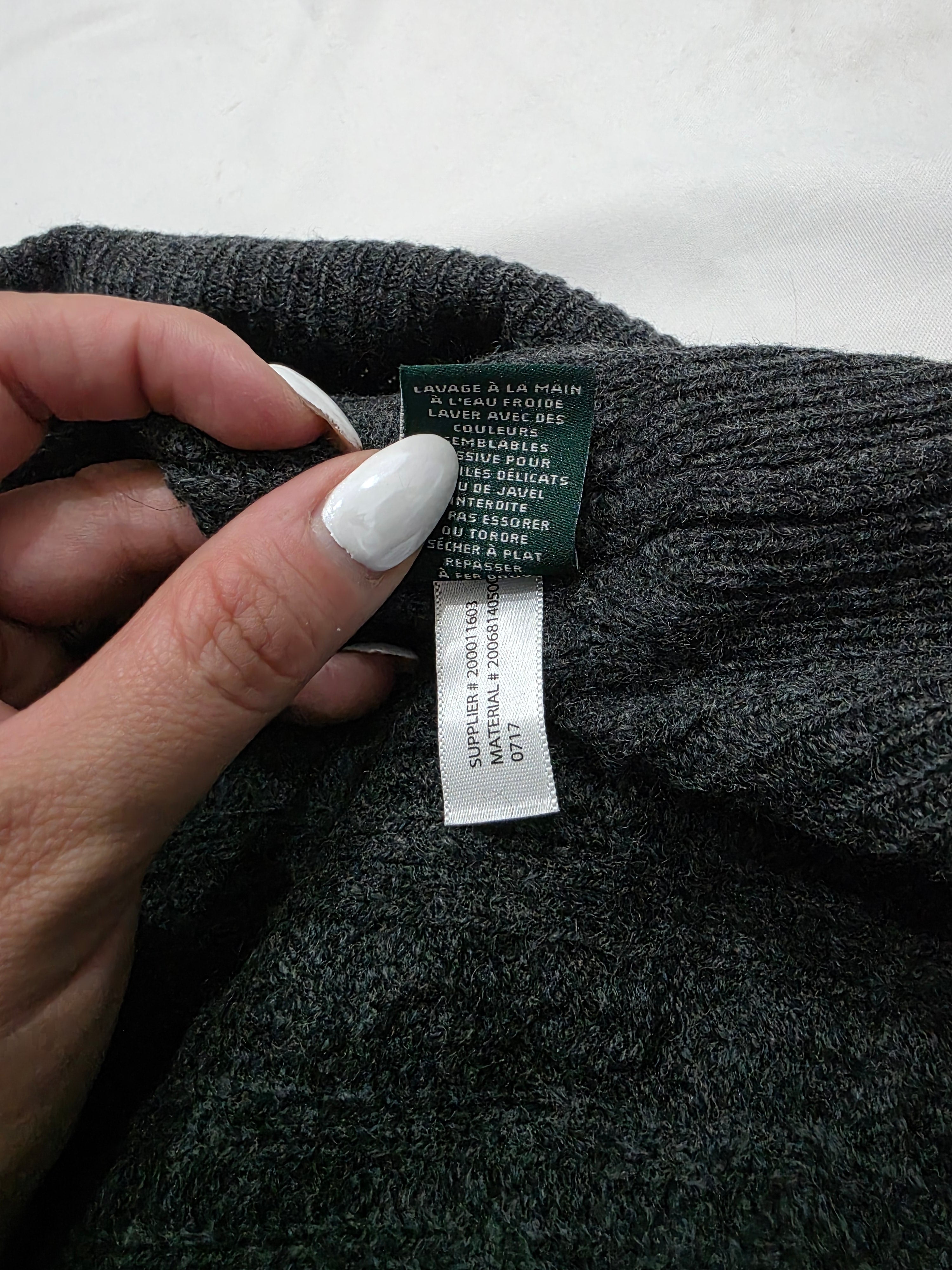 Sueter Cashmere blend color gris oscuro de Mujer