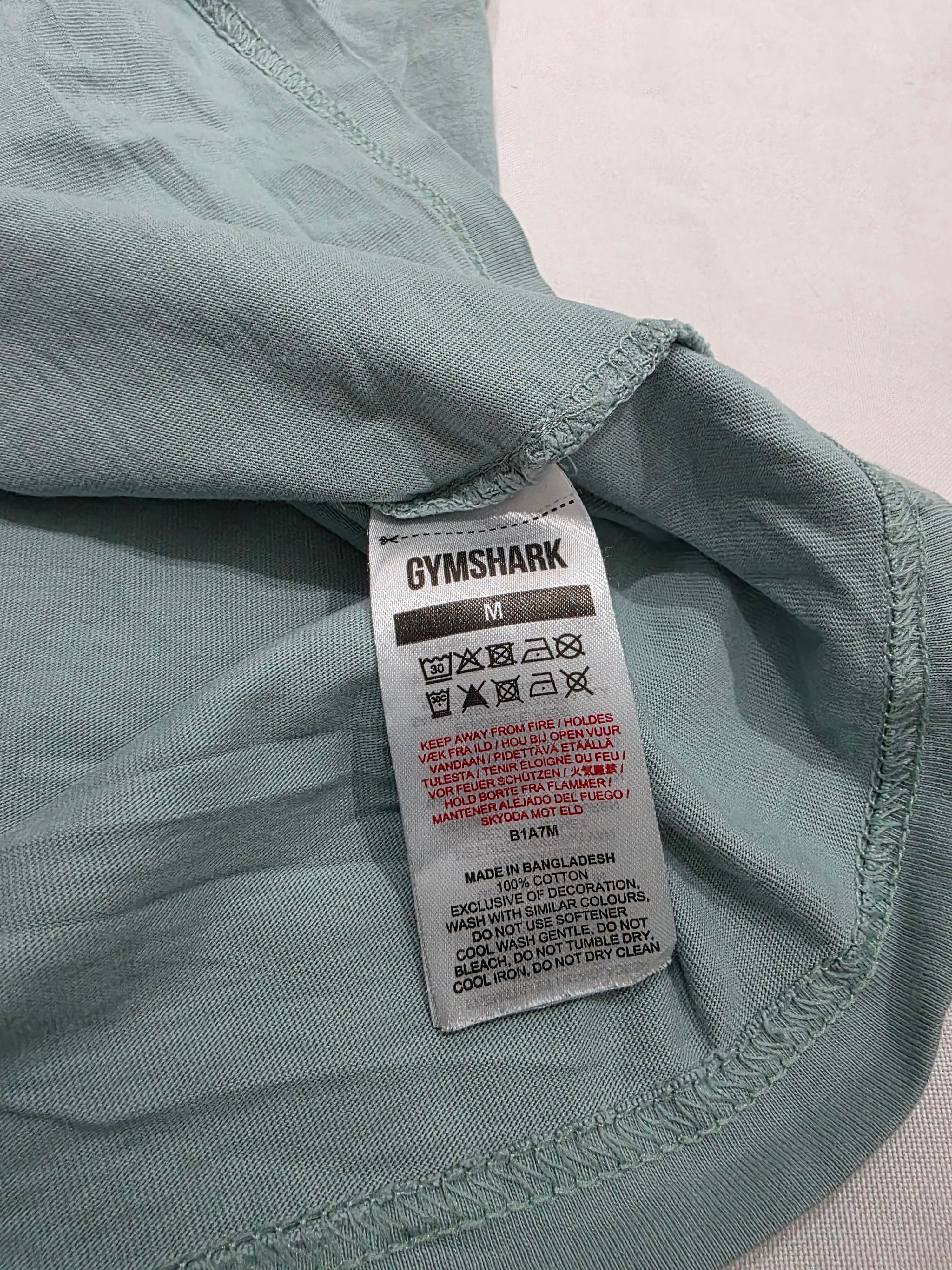 Playera GymShark de Mujer manga corta verde opaco