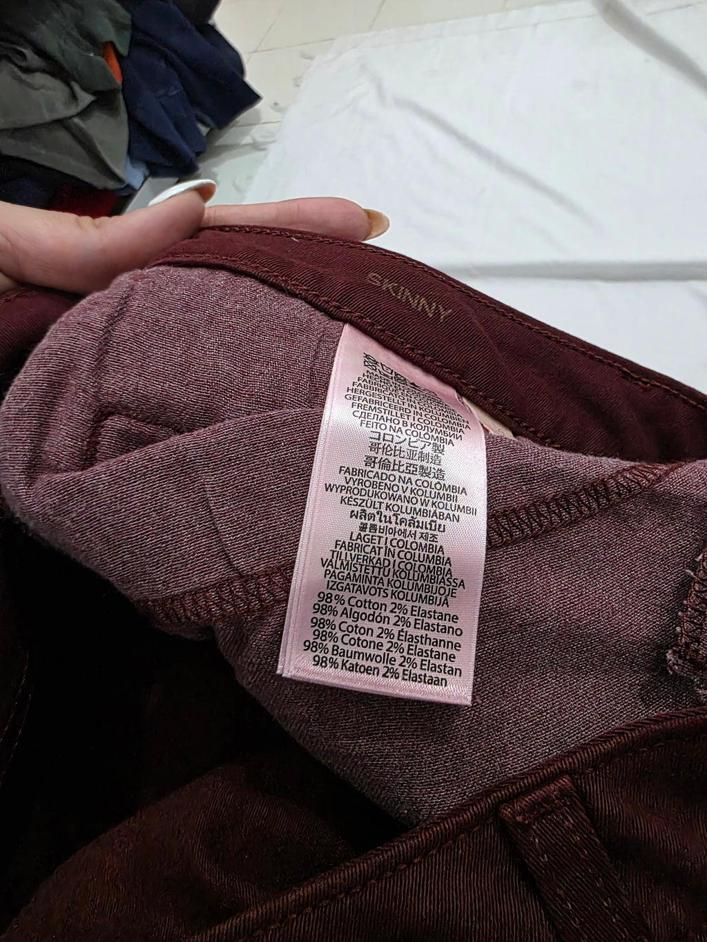 Pantalon Michael Kors talla 14 Skinny color vino