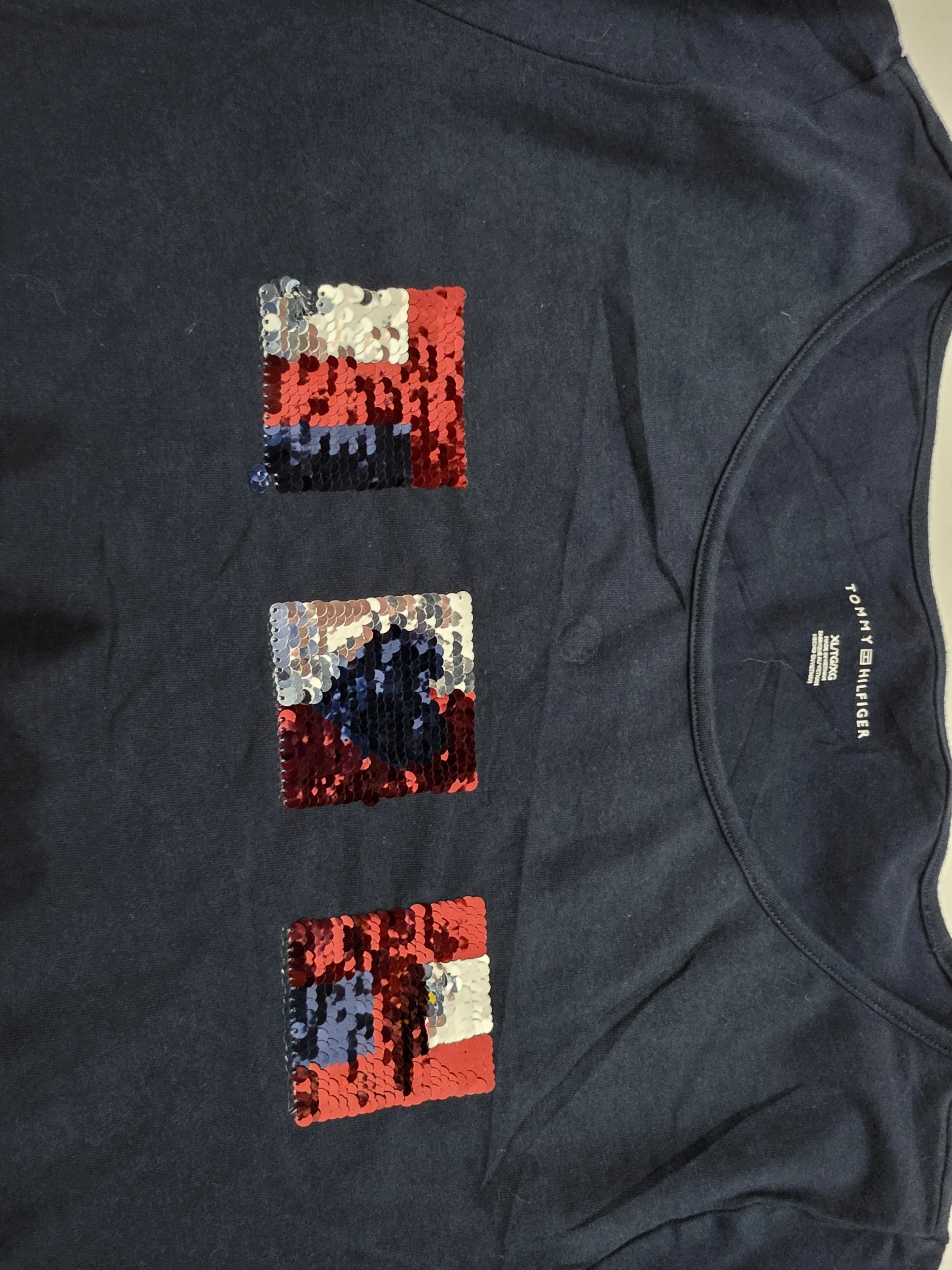Playera Tommy Hilfiger manga corta con lentejuelas