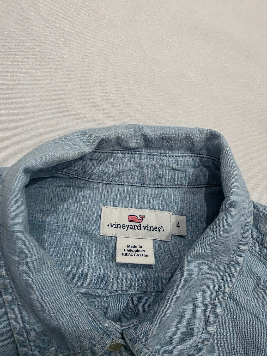 Camisa Vineyard Vines de mezclilla clara de Mujer