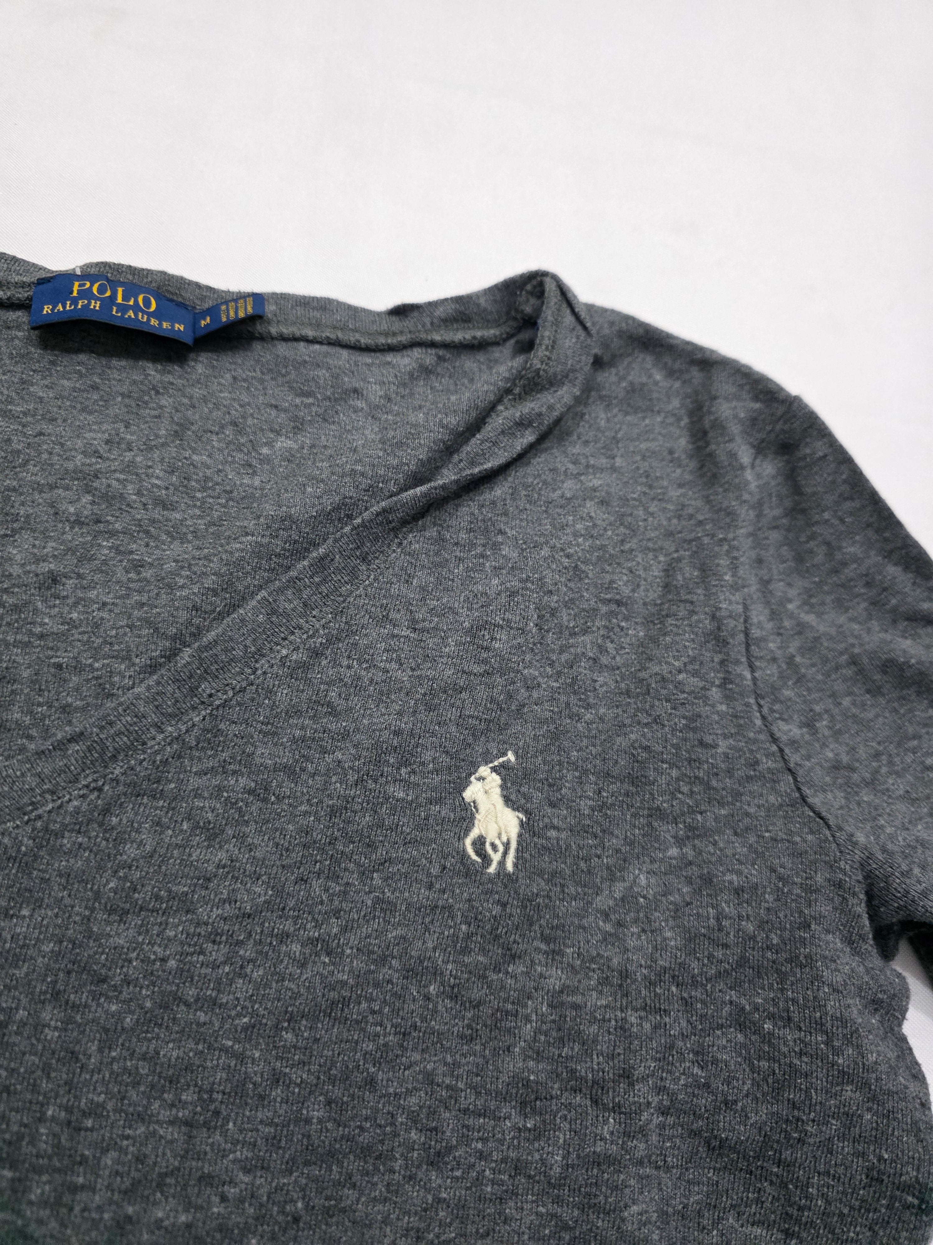 Playera Polo Ralph Lauren gris manga larga poni blanco
