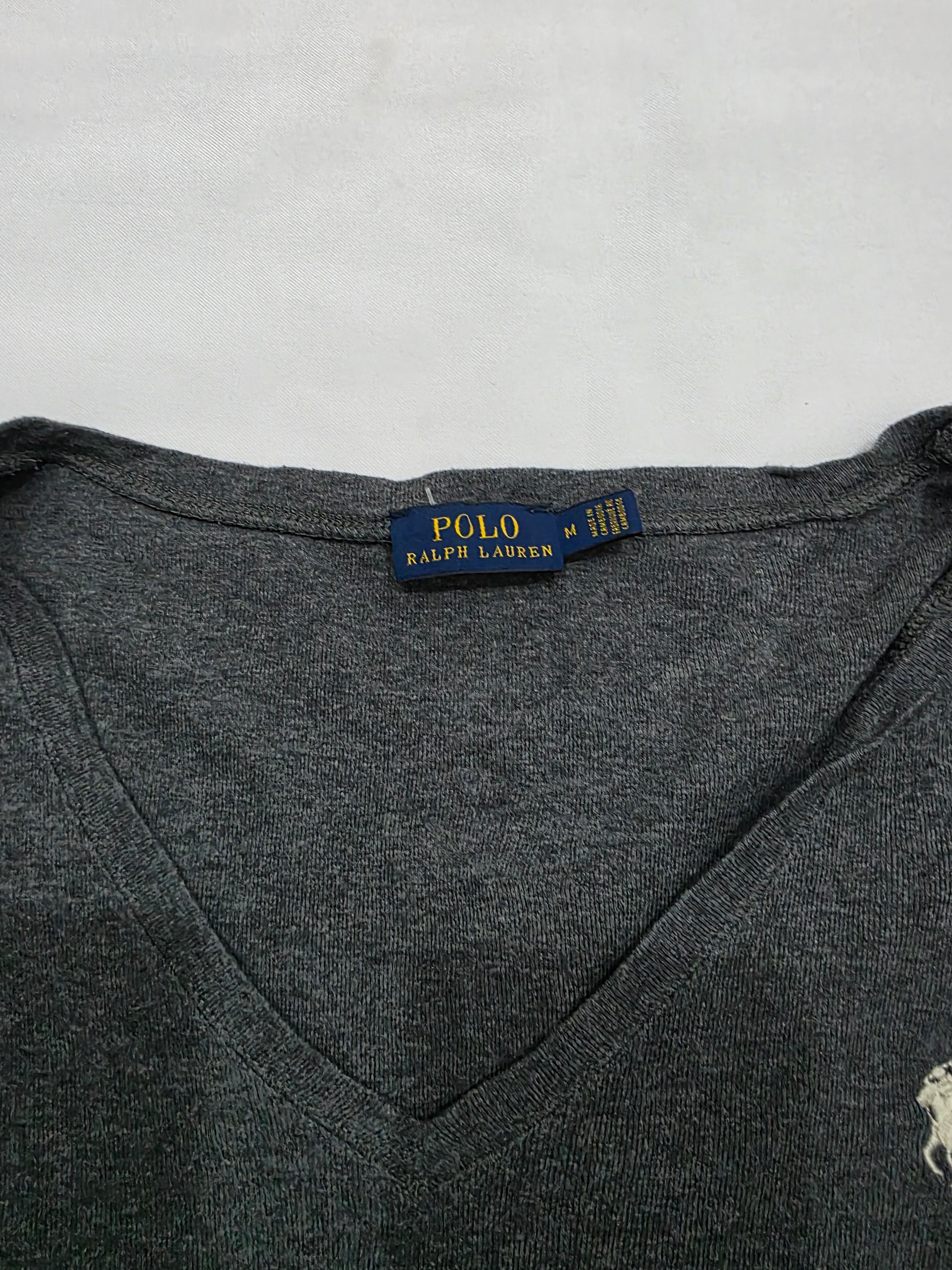 Playera Polo Ralph Lauren gris manga larga poni blanco