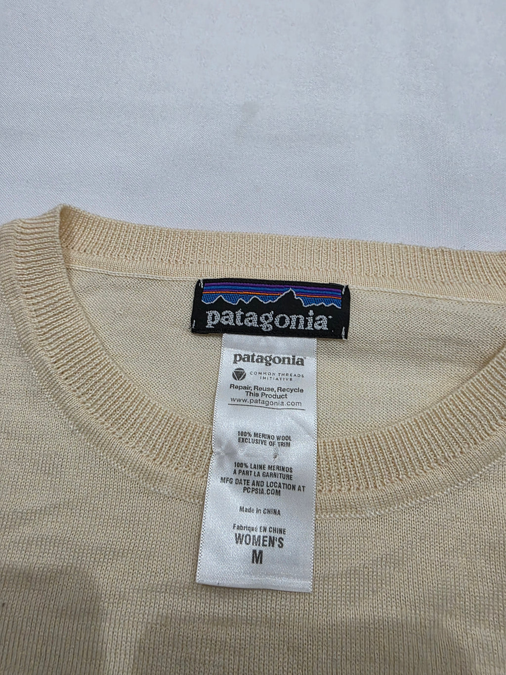 Sueter Patagonia de Mujer de lana cafe claro