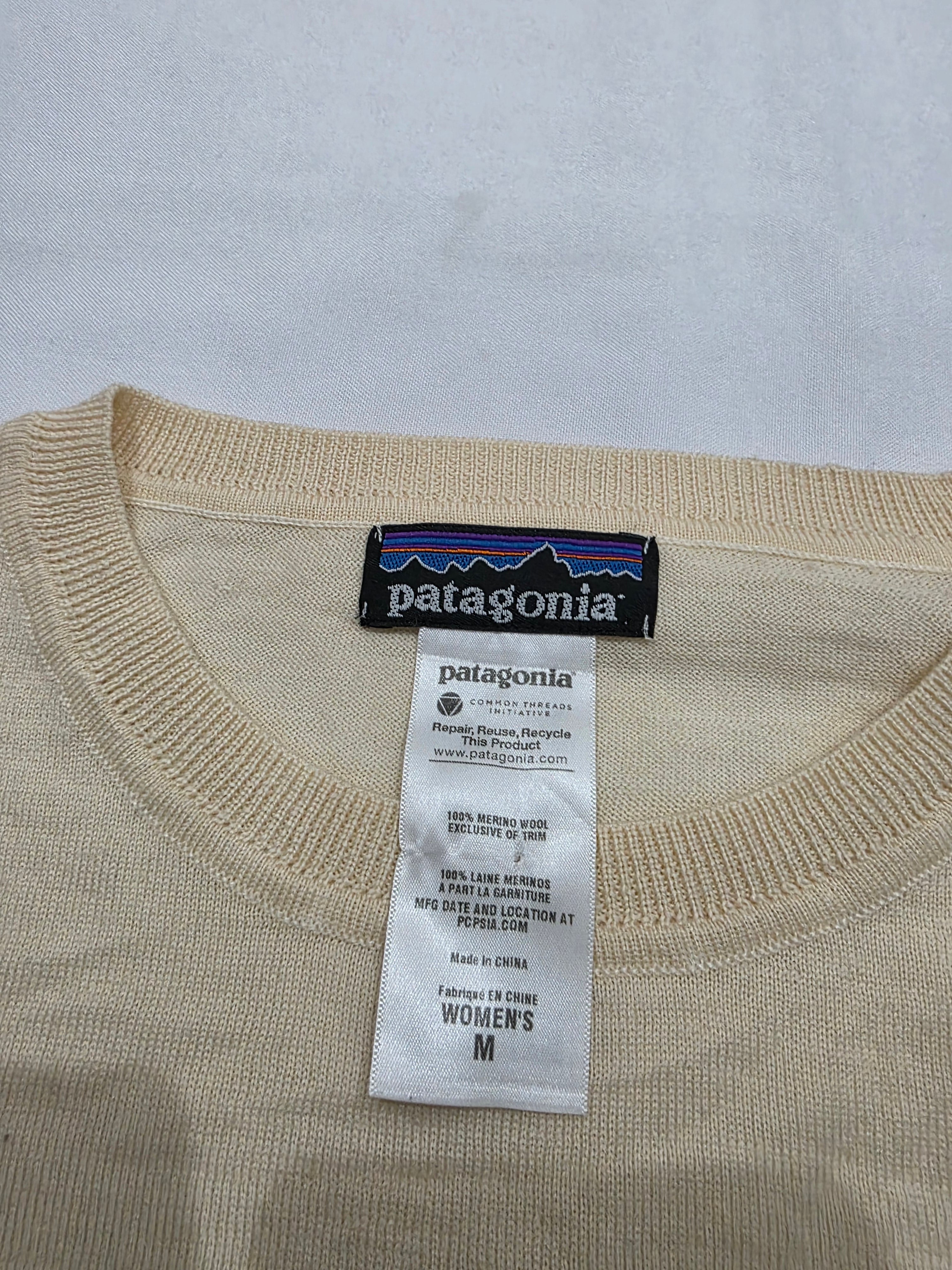 Sueter Patagonia de Mujer de lana cafe claro