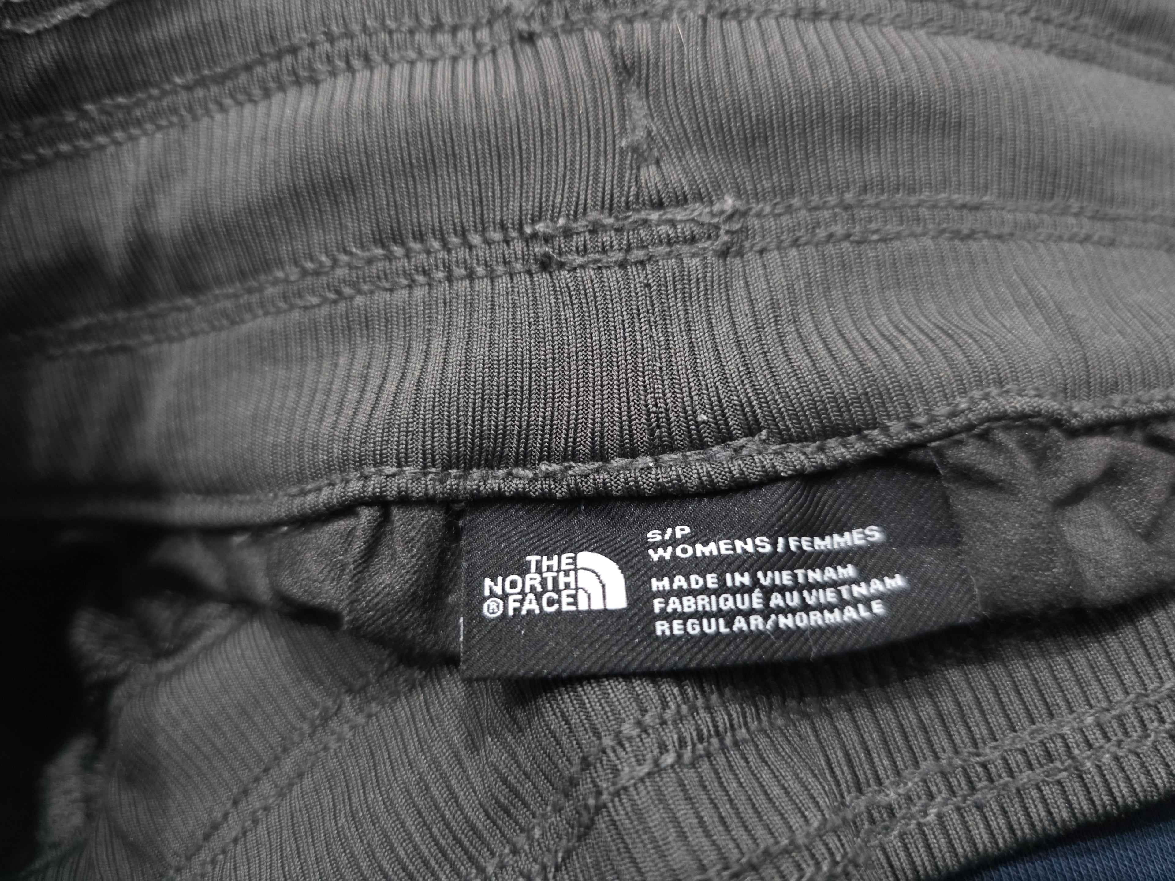 Short The North Face gris oscuro de Mujer
