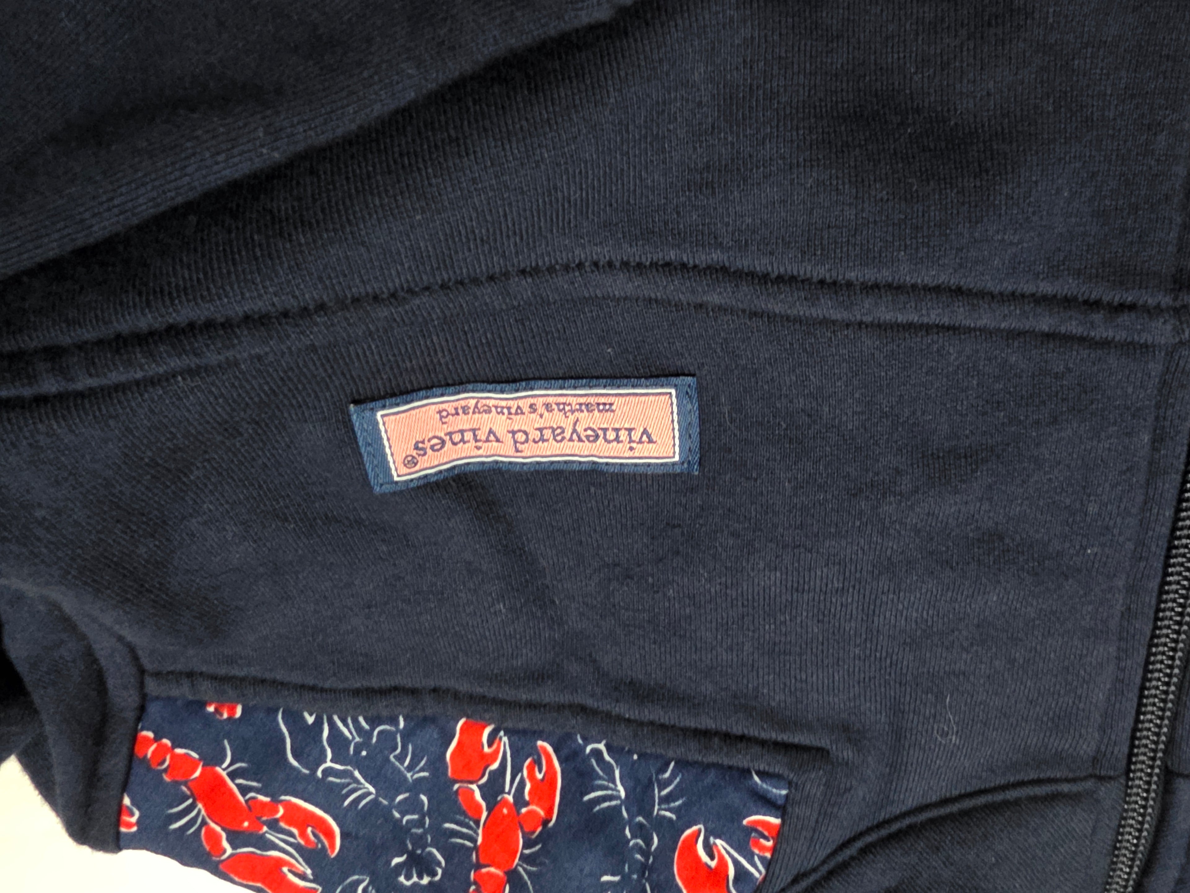 Sudadera Vineyard Vines azul marino con langosta