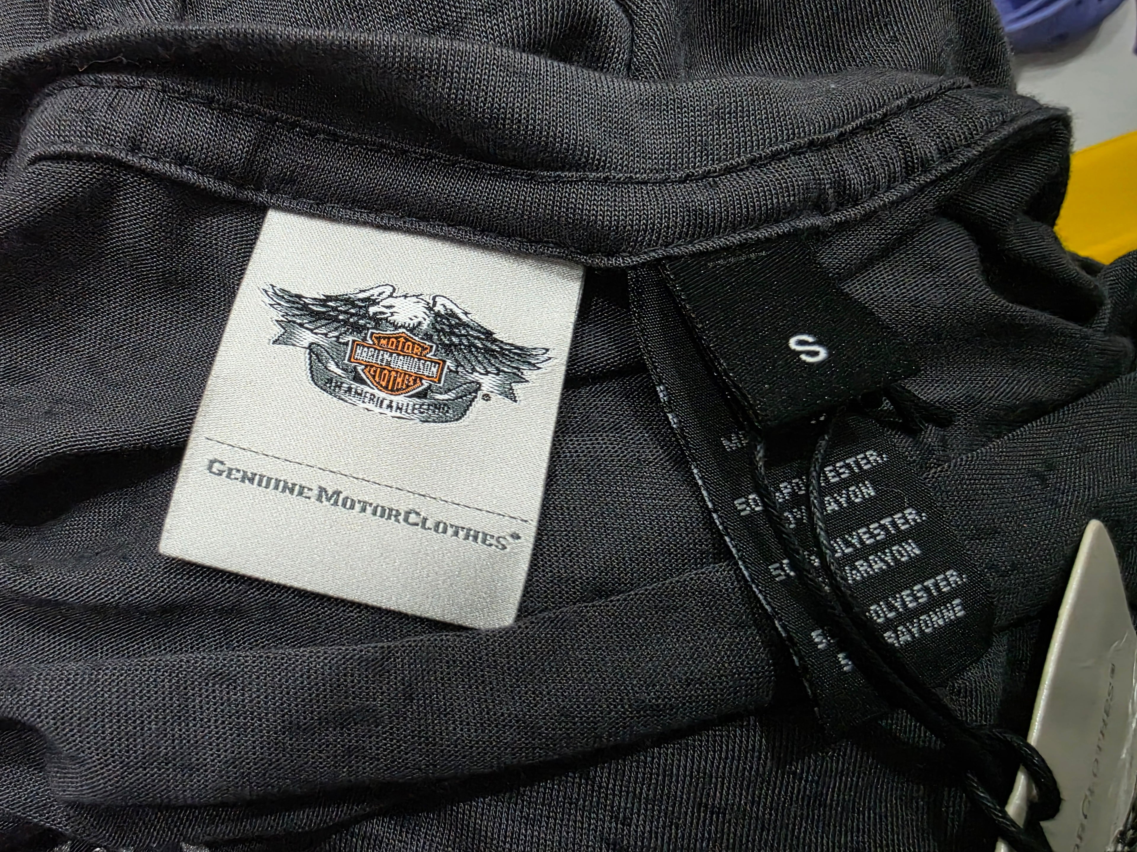 Playera Harley Davidson Talla Chica de Mujer color gris manga corta