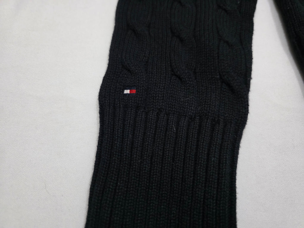 Sueter Tommy Hilfiger de Mujer color negro cuello V Mediano $