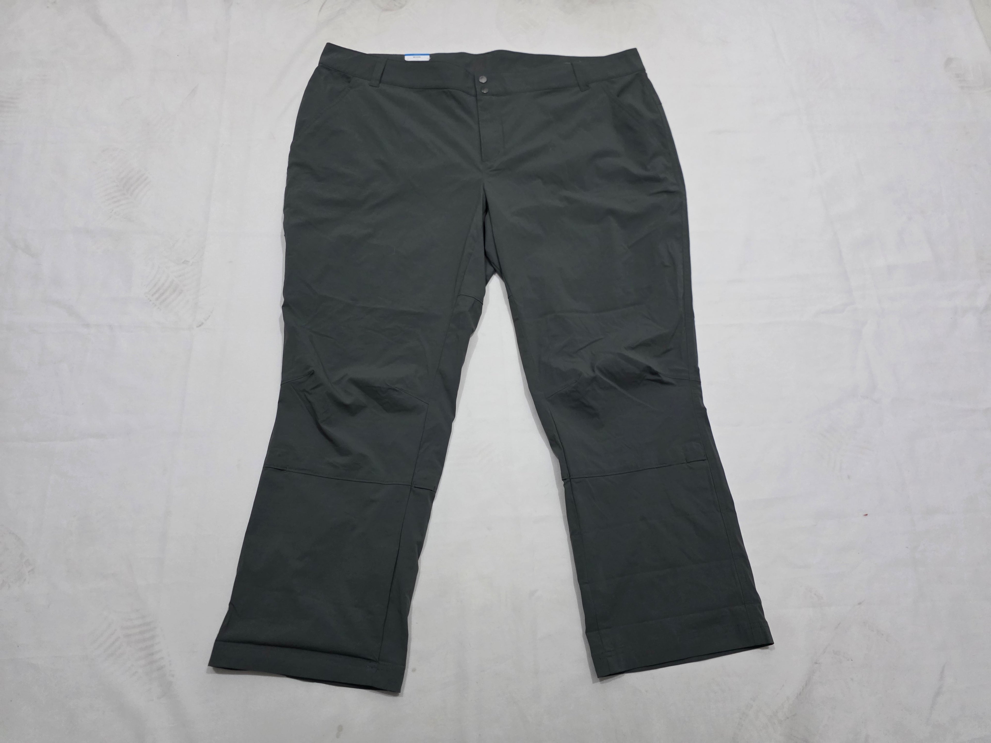 Pantalon Columbia de Mujer talla 24W Straight color gris
