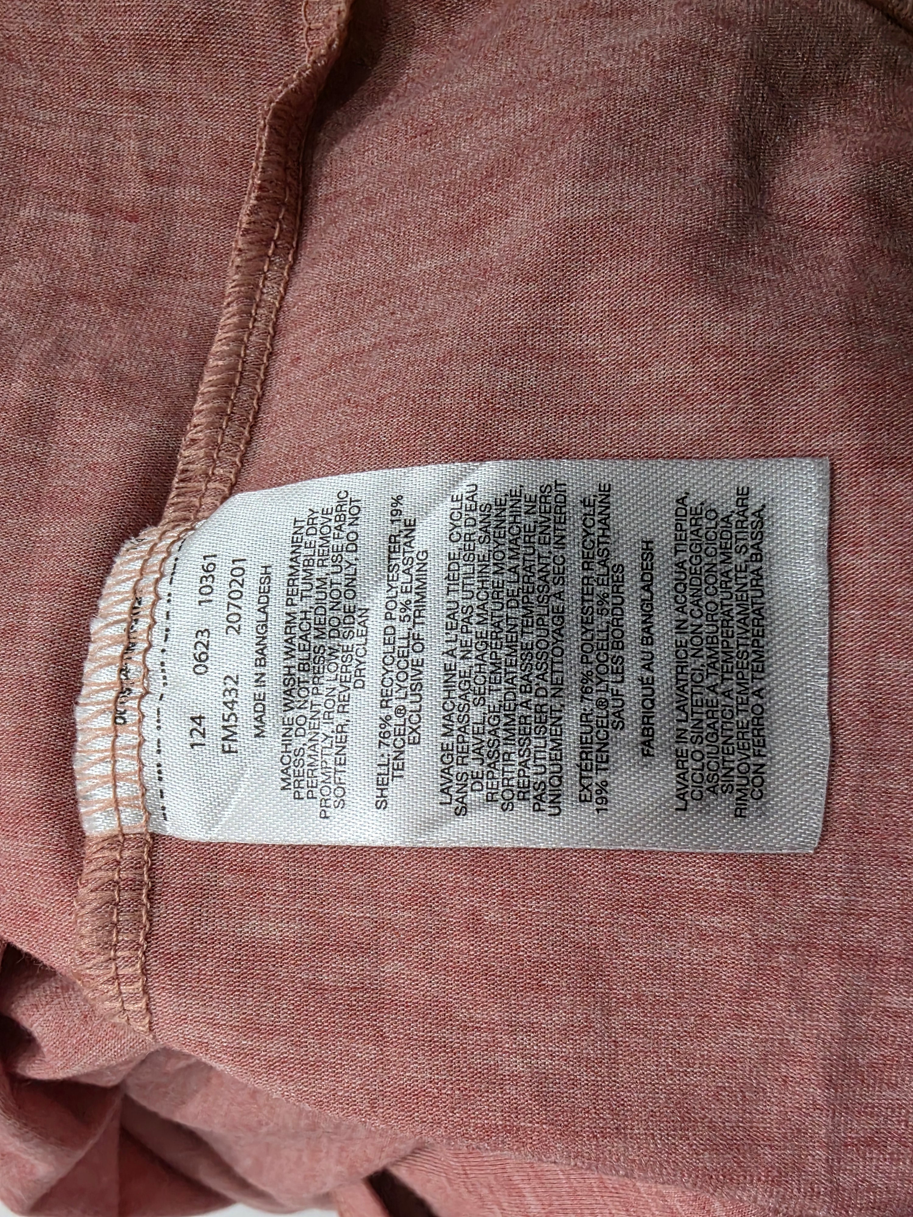 Playera con gorro Columbia Talla XXLde Mujer PFG coral.oscuro