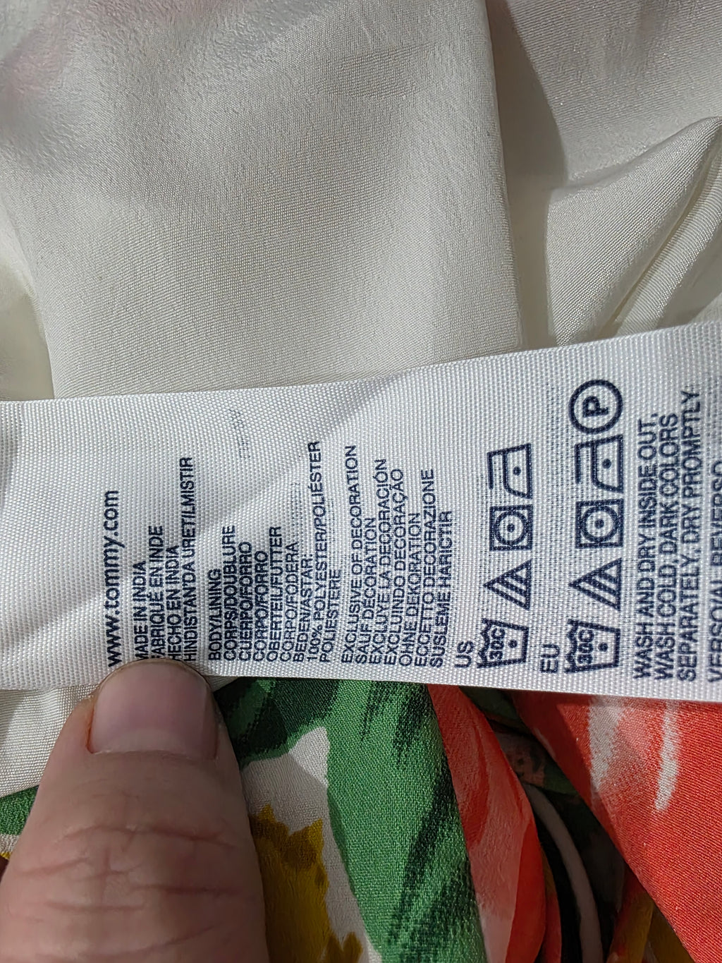 Vestido Tommy Hilfiger Mediana floreado manga corta
