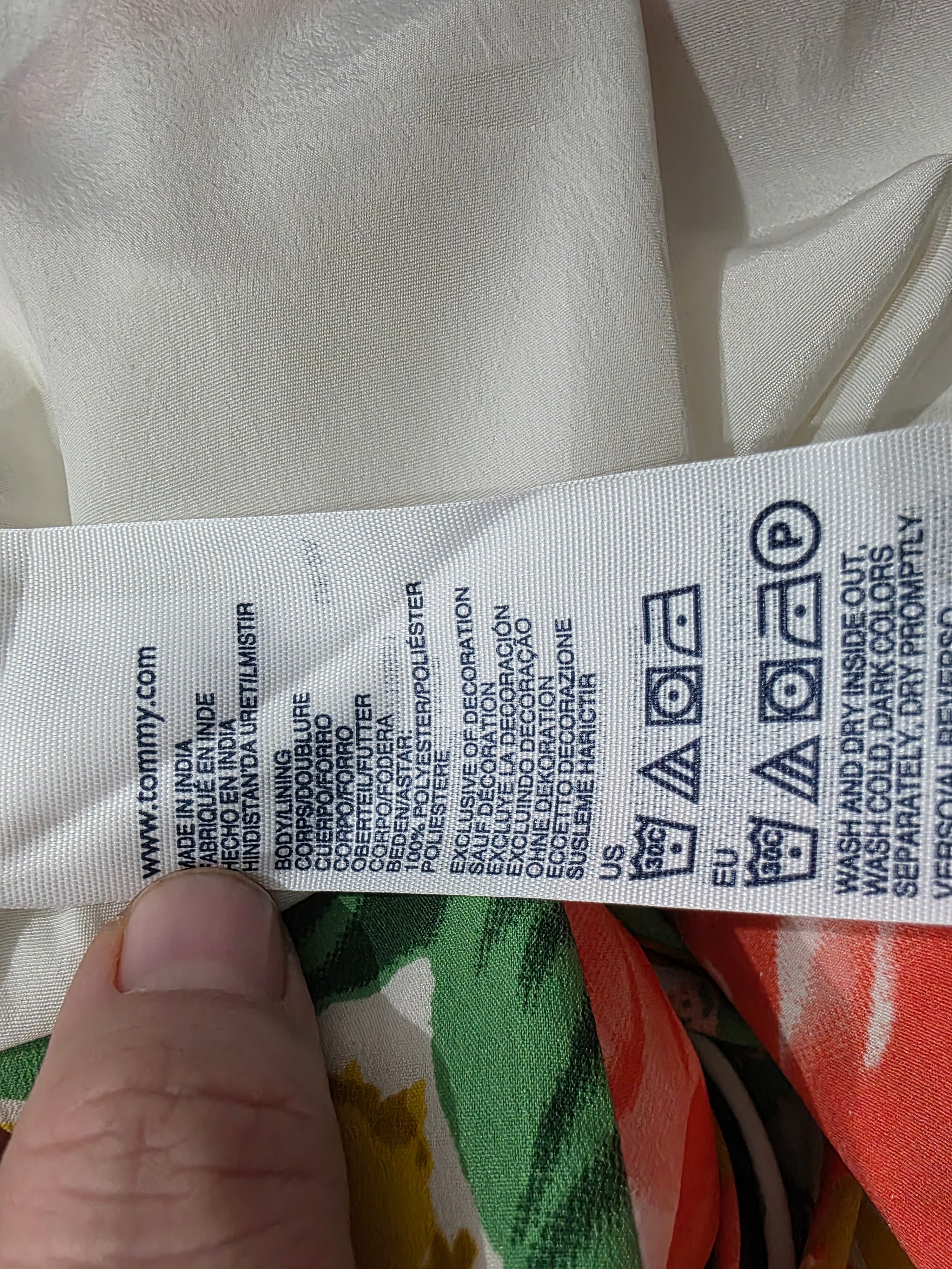 Vestido Tommy Hilfiger Mediana floreado manga corta