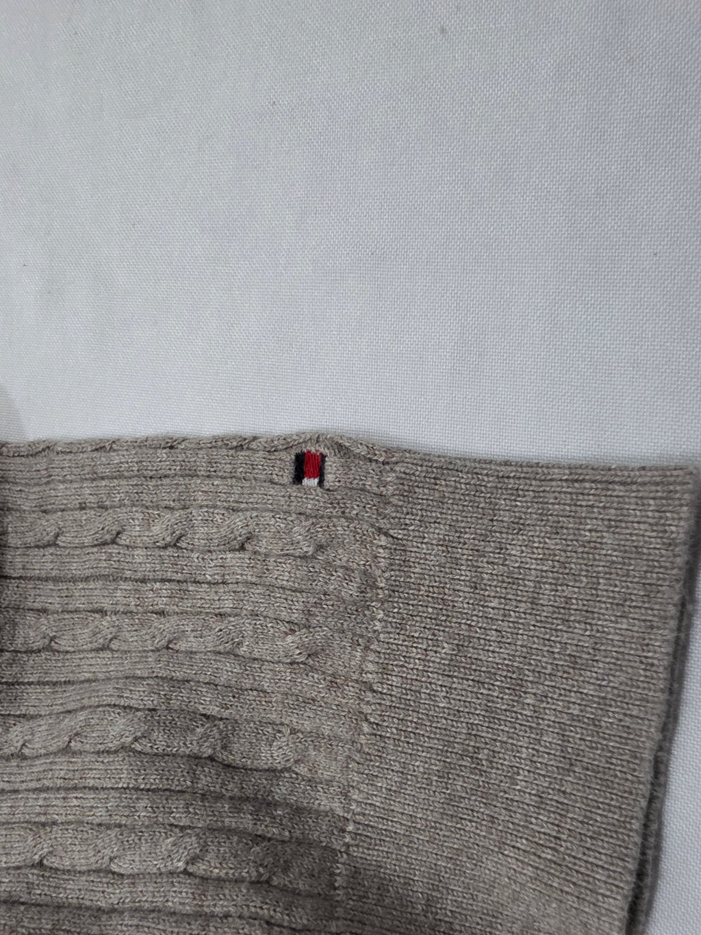 Sueter Tommy Hilfiger de Mujer EXTRA EXTRA Grande color cafe