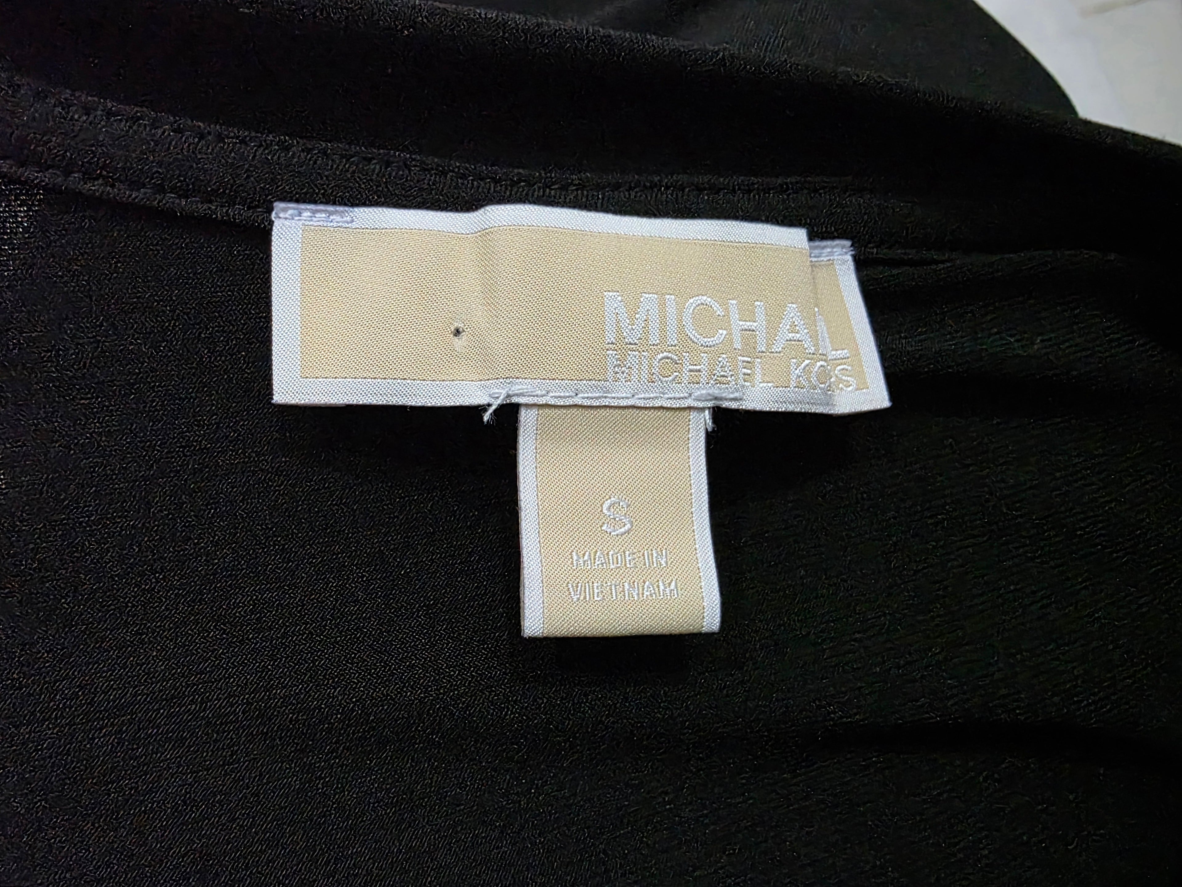 Vestido Michael Kors con Hombro descubiertos talla chica color negro