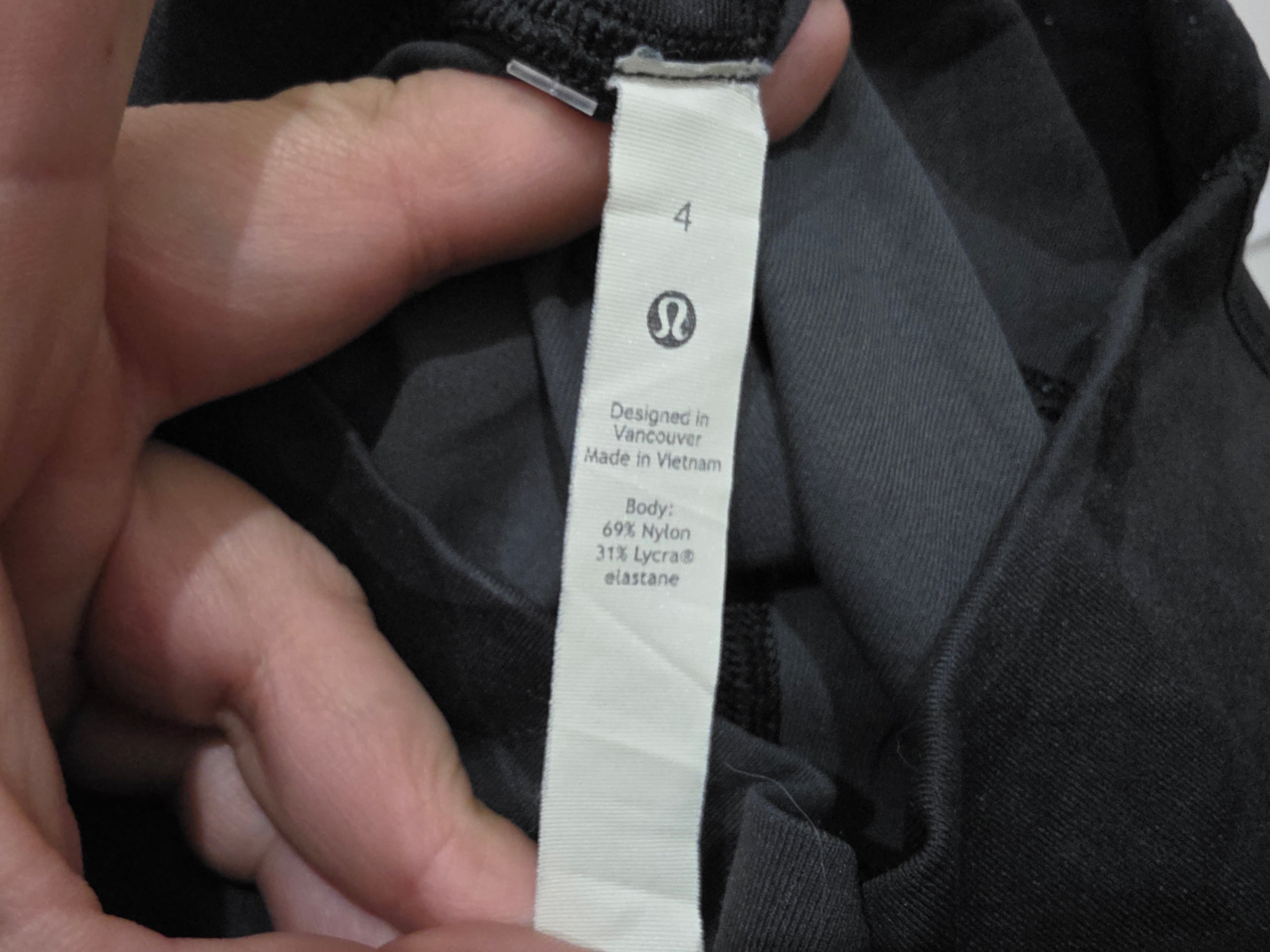 Legging Lululemon de Mujer print militar negro/gris talla 4