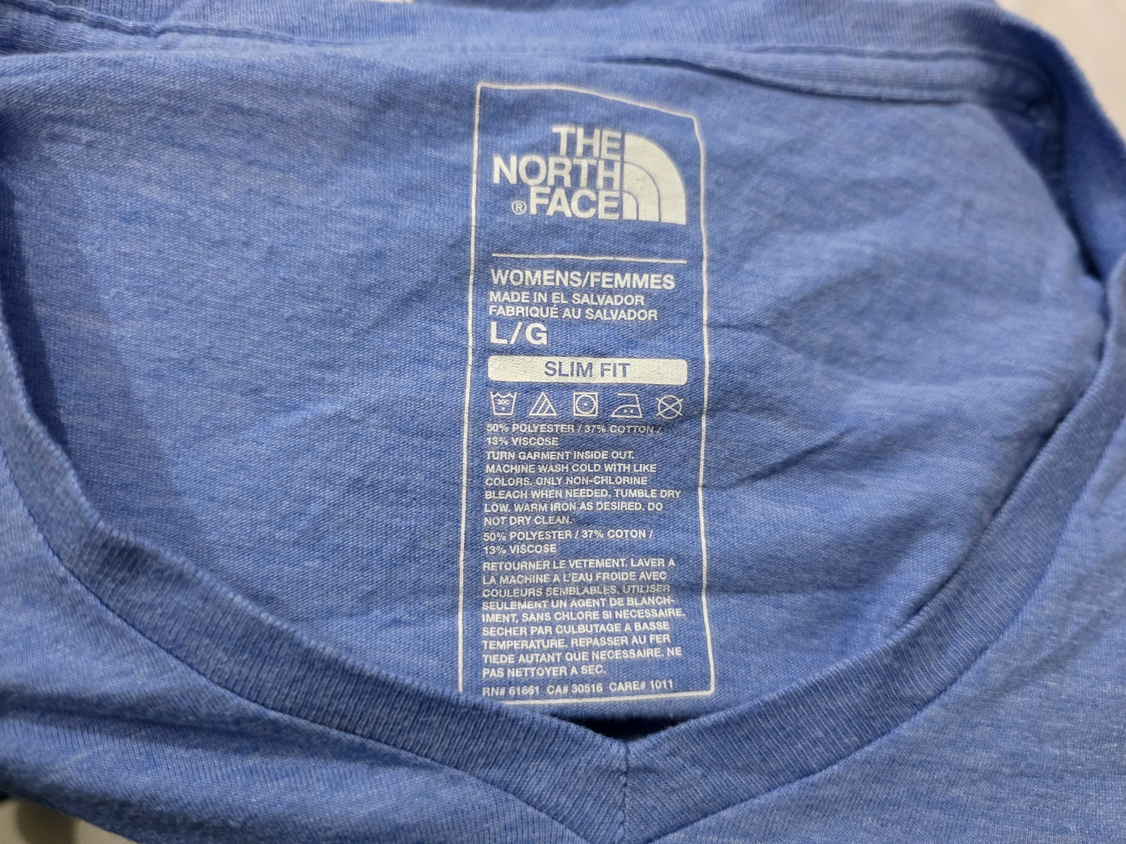 Playera The North Face Slim Fit azuo claro manga corta