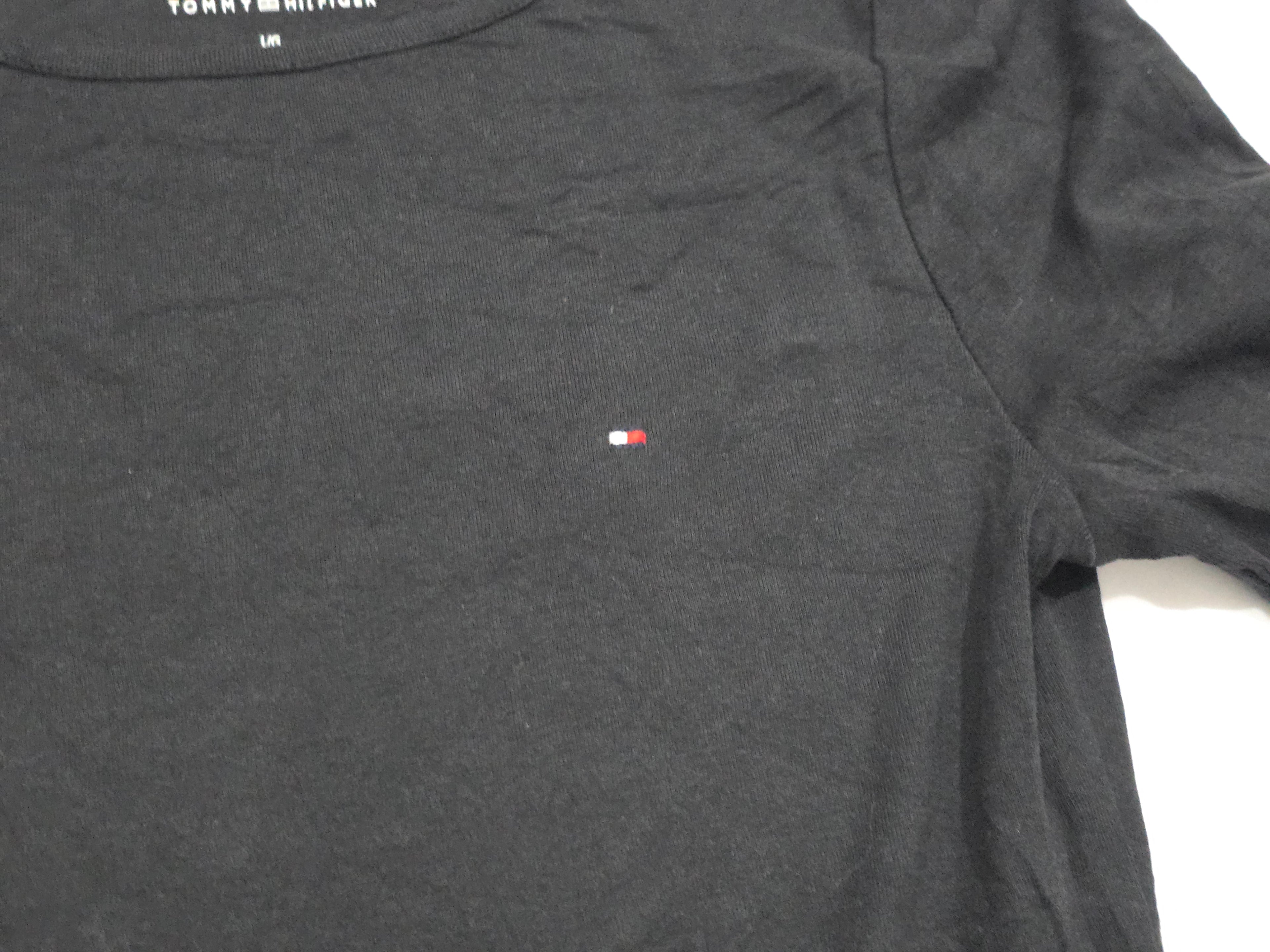 Playera Tommy Hilfiger de Mujer manga corta color negro $