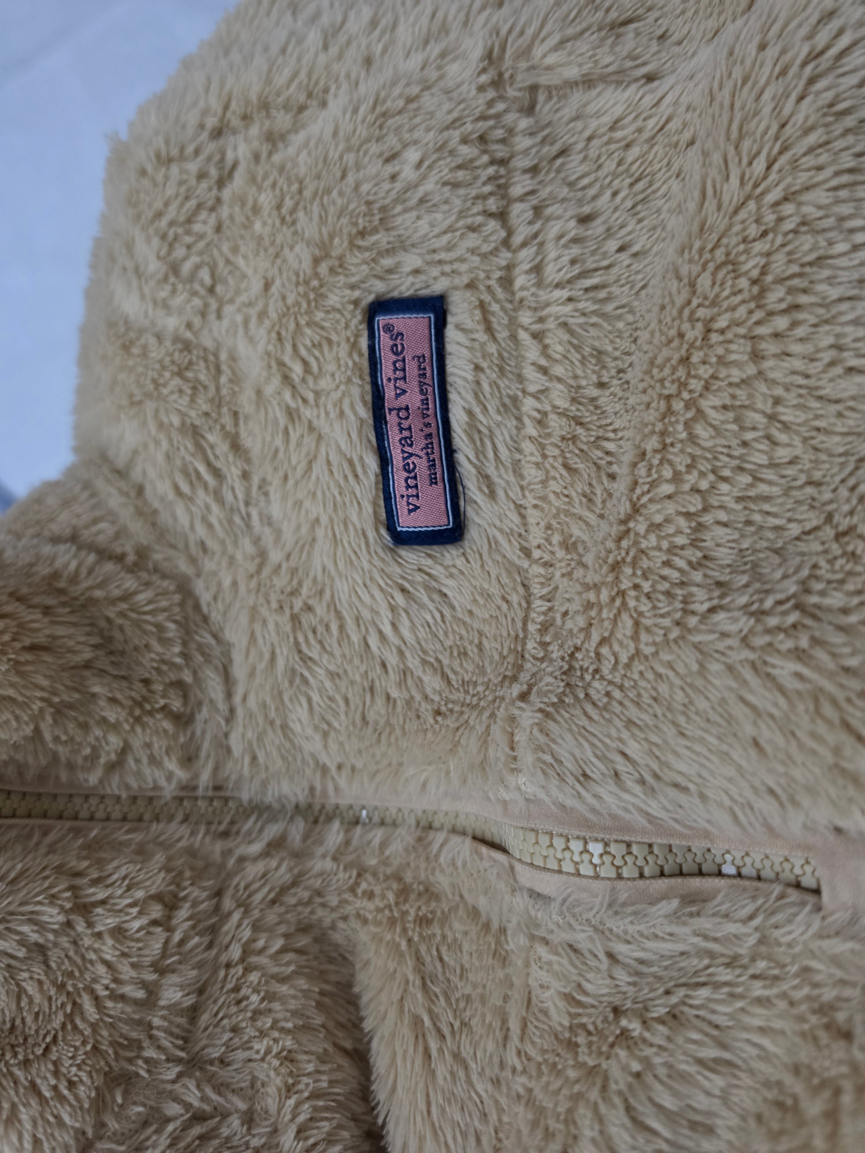 Chamarra Peludita Vineyard Vines Color Cafe De Mujer