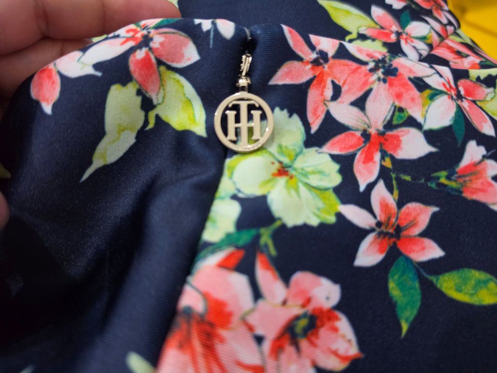 Vestido Tommy Hilfiger Azul Marino Floreada Sin Manga 14