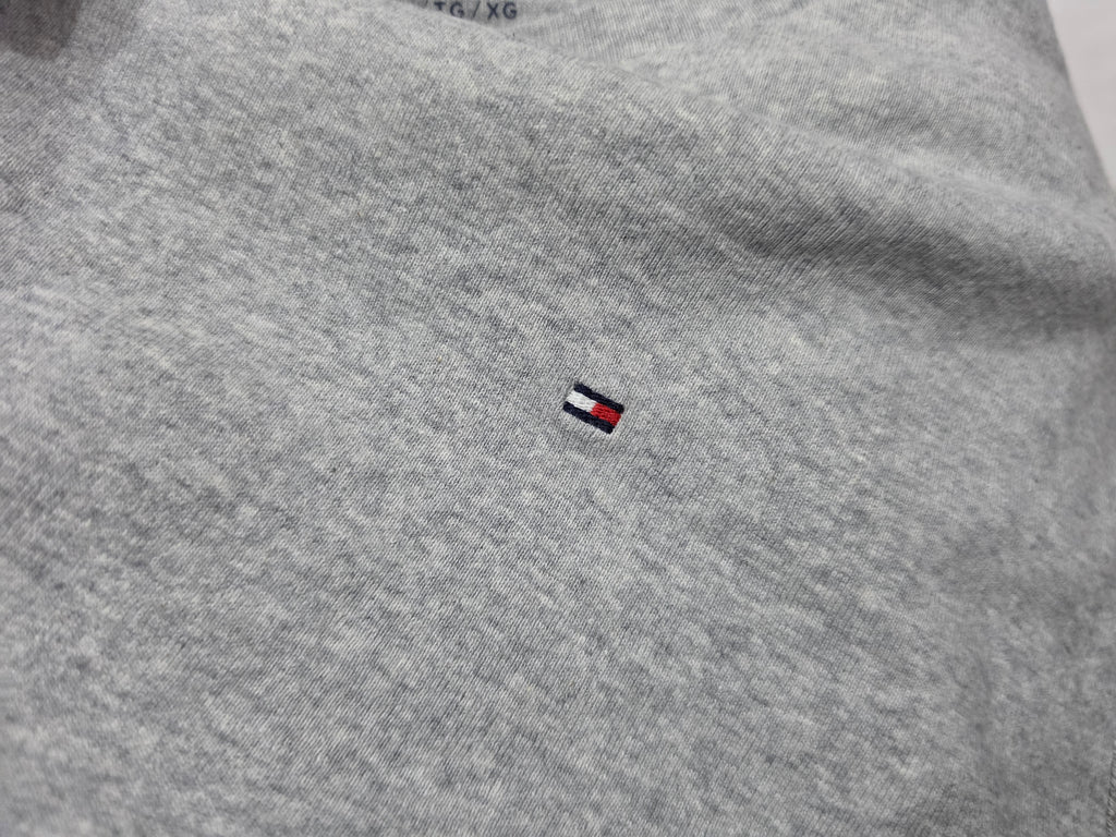 Playera Tommy Hilfiger Extra Grande Gris Claro Manga Corta