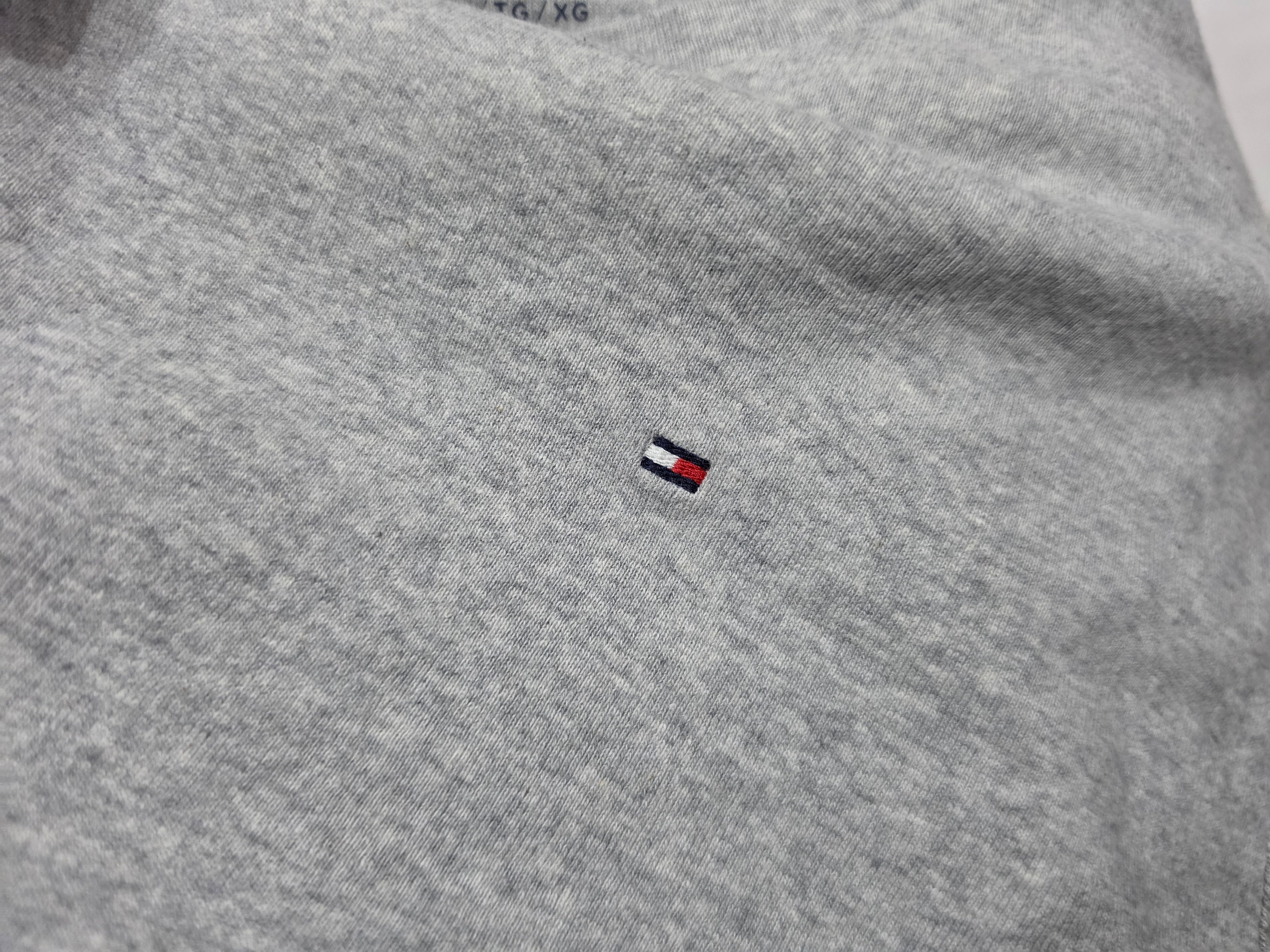 Playera Tommy Hilfiger Extra Grande Gris Claro Manga Corta