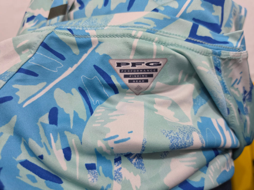 Playera Columbia Pfg Azul Con Plantas De Mujer Talla Chica