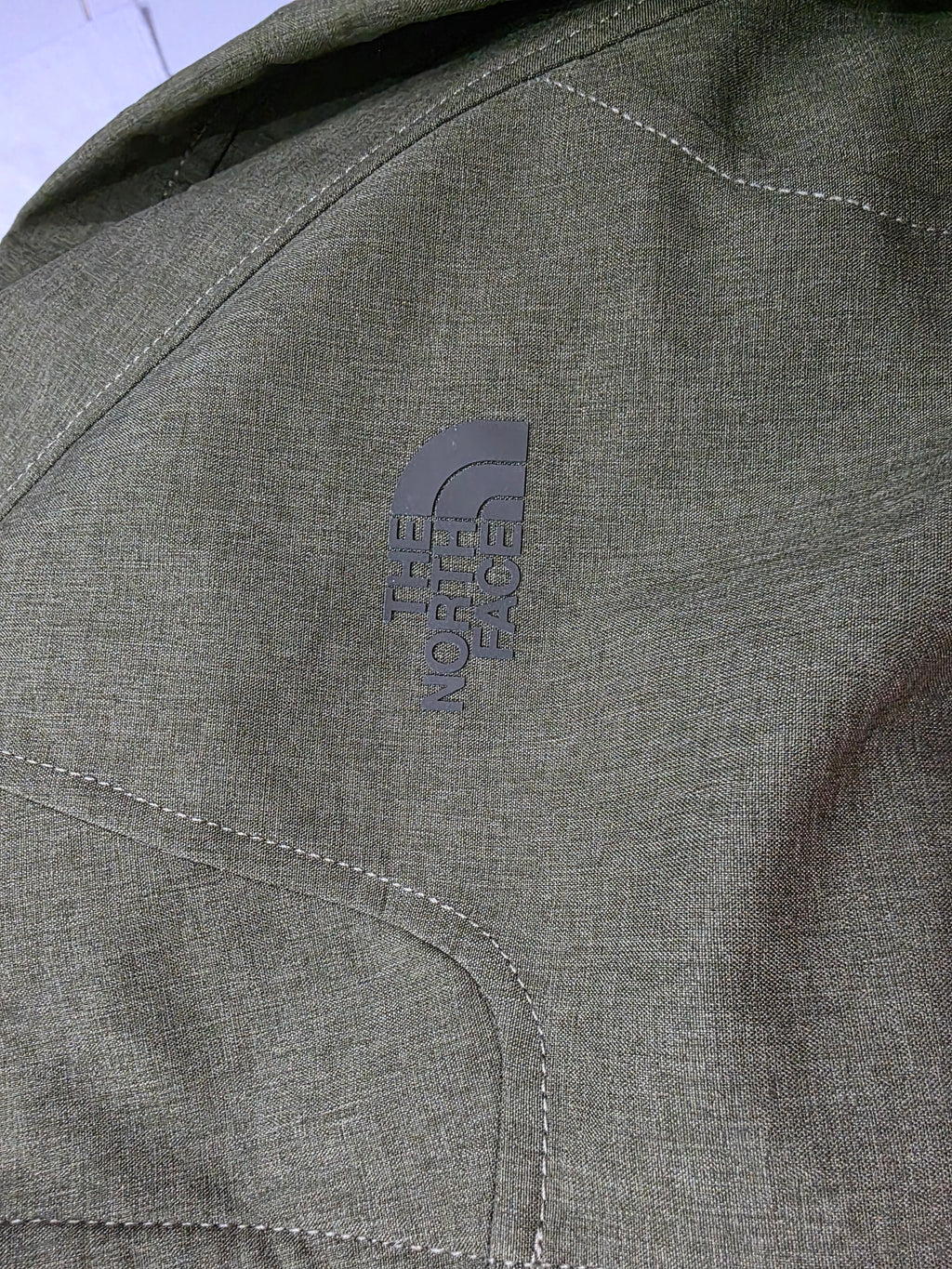 The North Face Chamarra Softshell Verde Olivo Mujer Xl