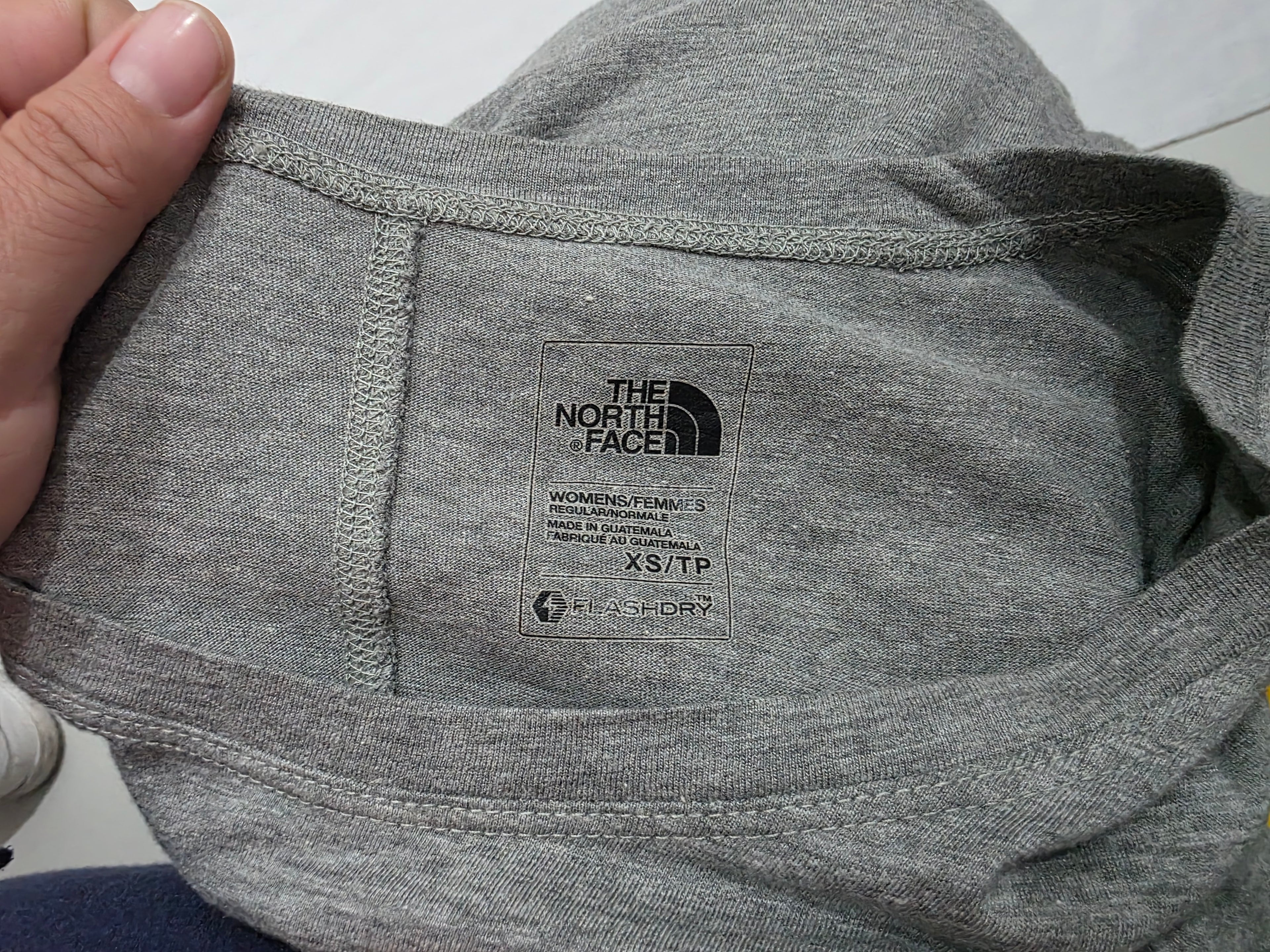 Playera The North Face Flash Dry Color Gris Xchica Mujer