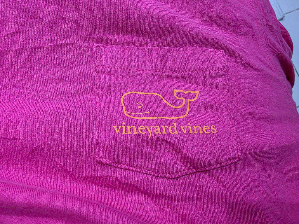 Playera Con Gorro Vineyard Vinesmujer Fucsia Ballena Naranja