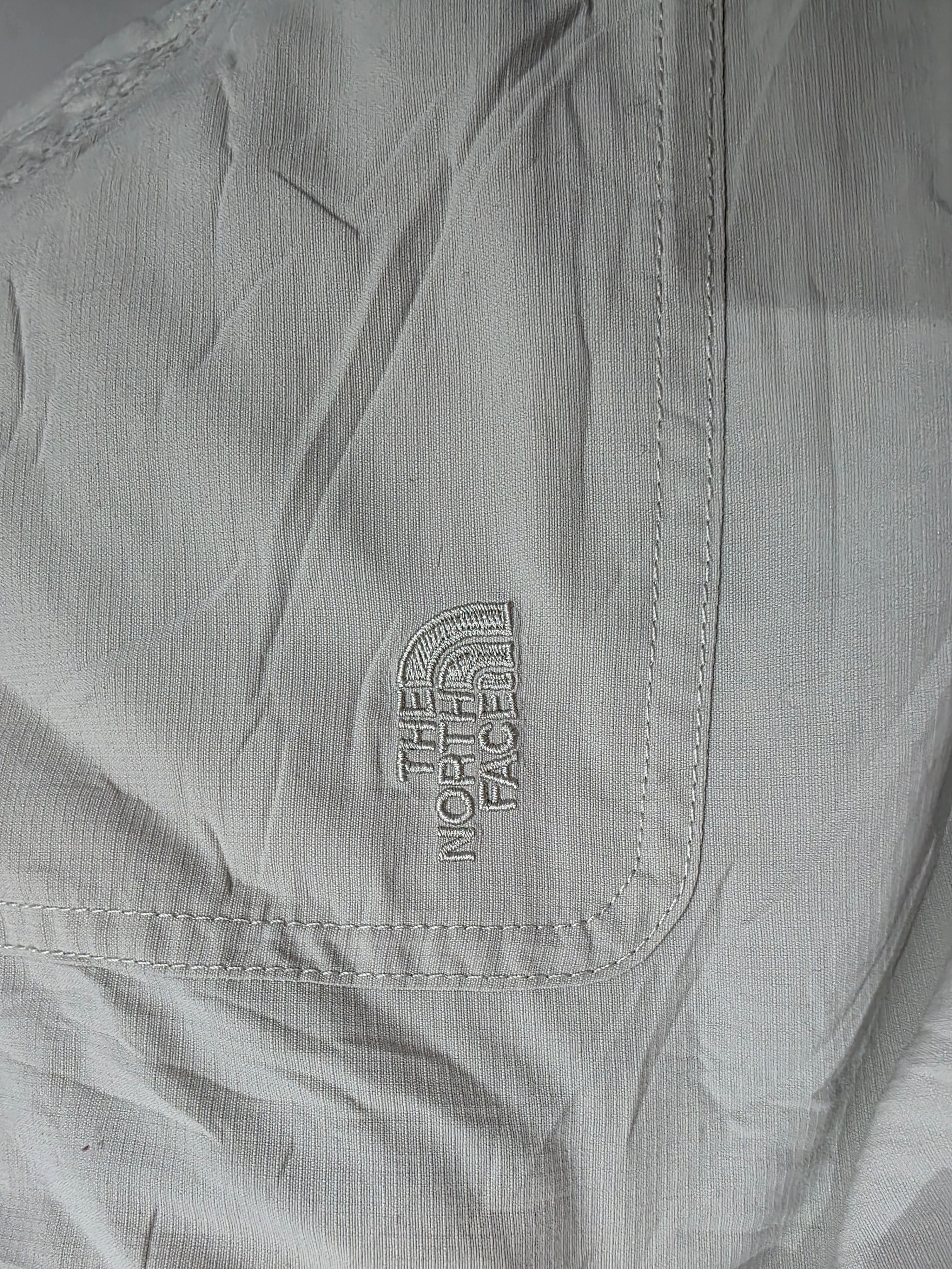 Short The North Face Stow Pocket Gris Mujer Talla 14