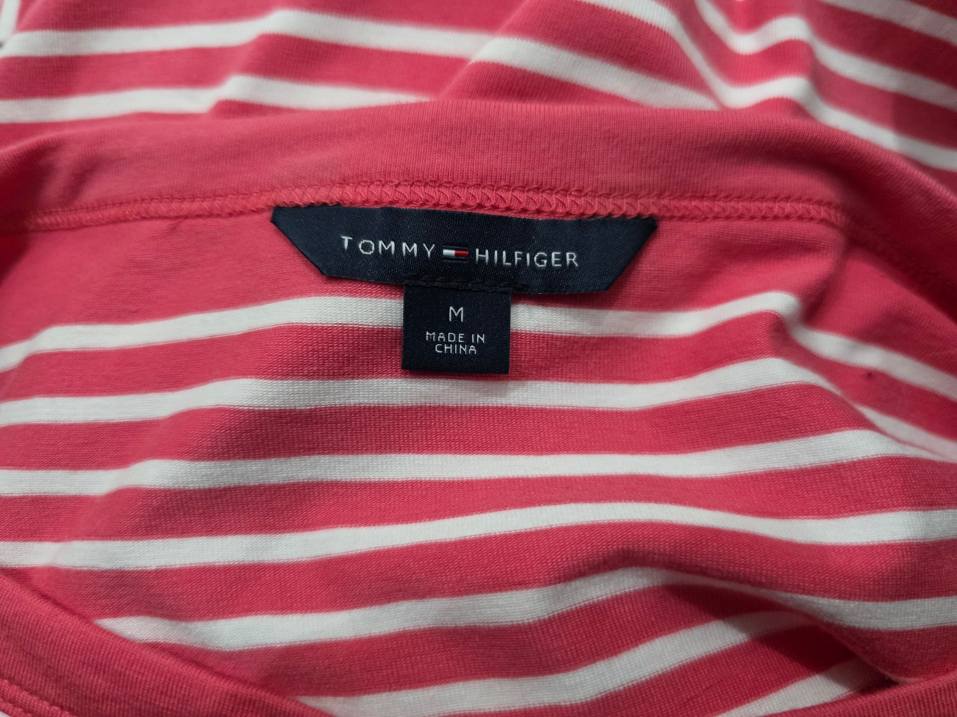 Playera Tommy Hilfiger Mujer Color Rosa Con Lineas Blancas
