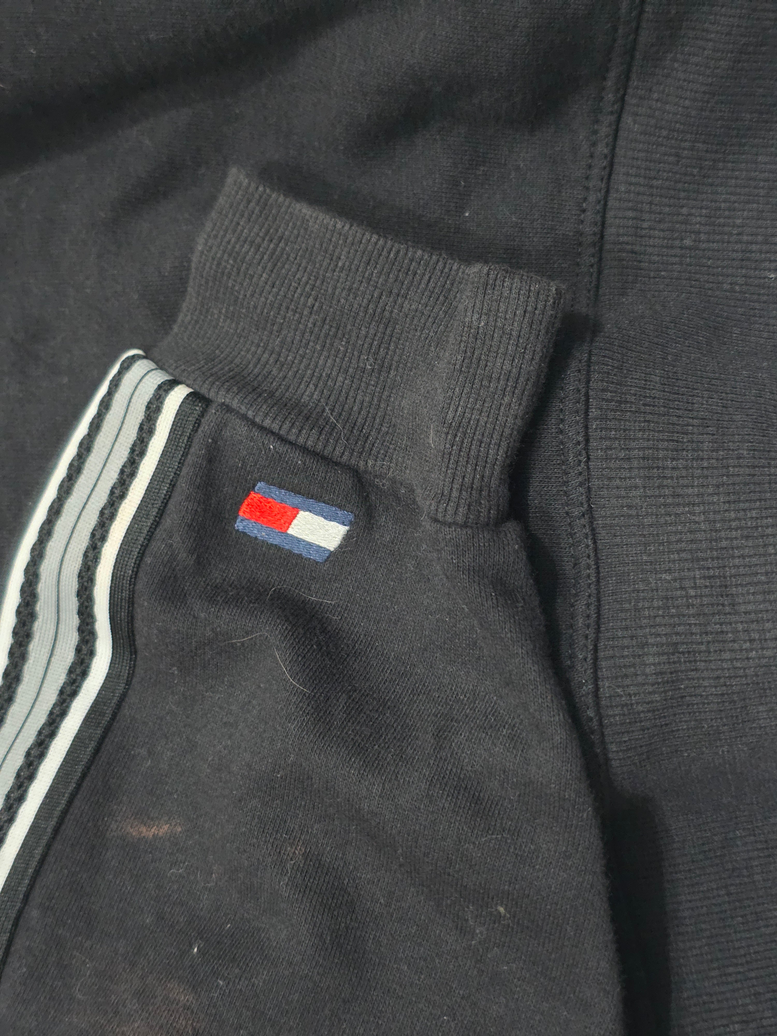 Sudadera Corta Tommy Hilfiger Sport Color Negra Mediana