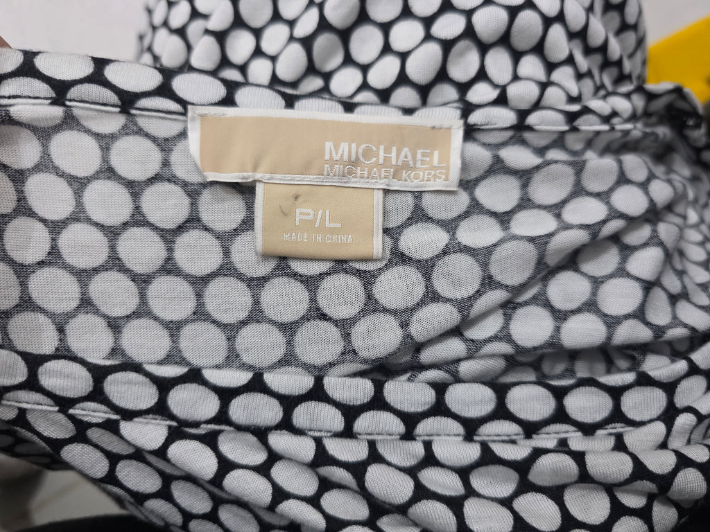 Blusa Michael Kors Grande Manga Corta Con Círculos Blancos