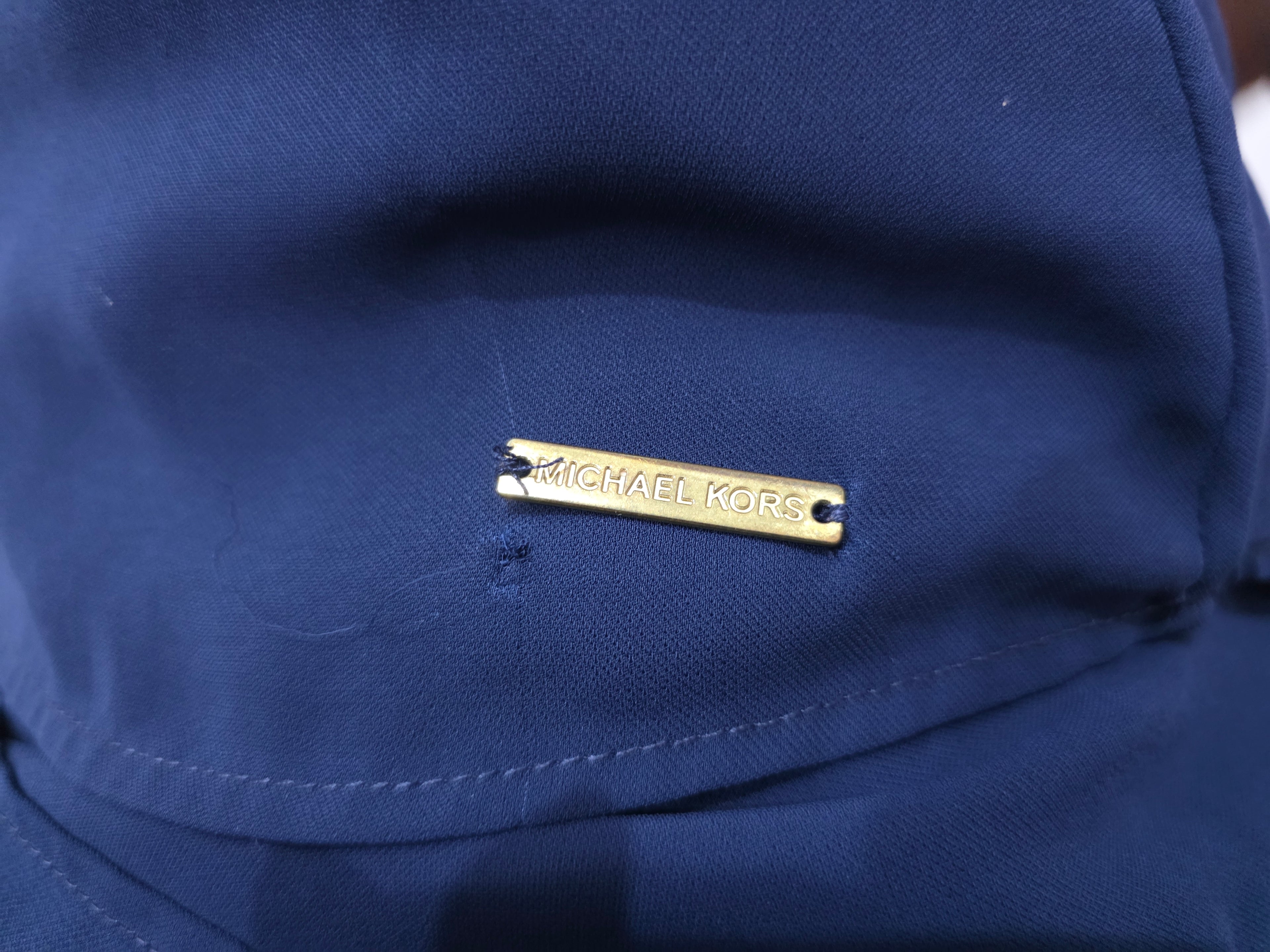 Blusa Michael Kors Azul Profundo Sin Mangas