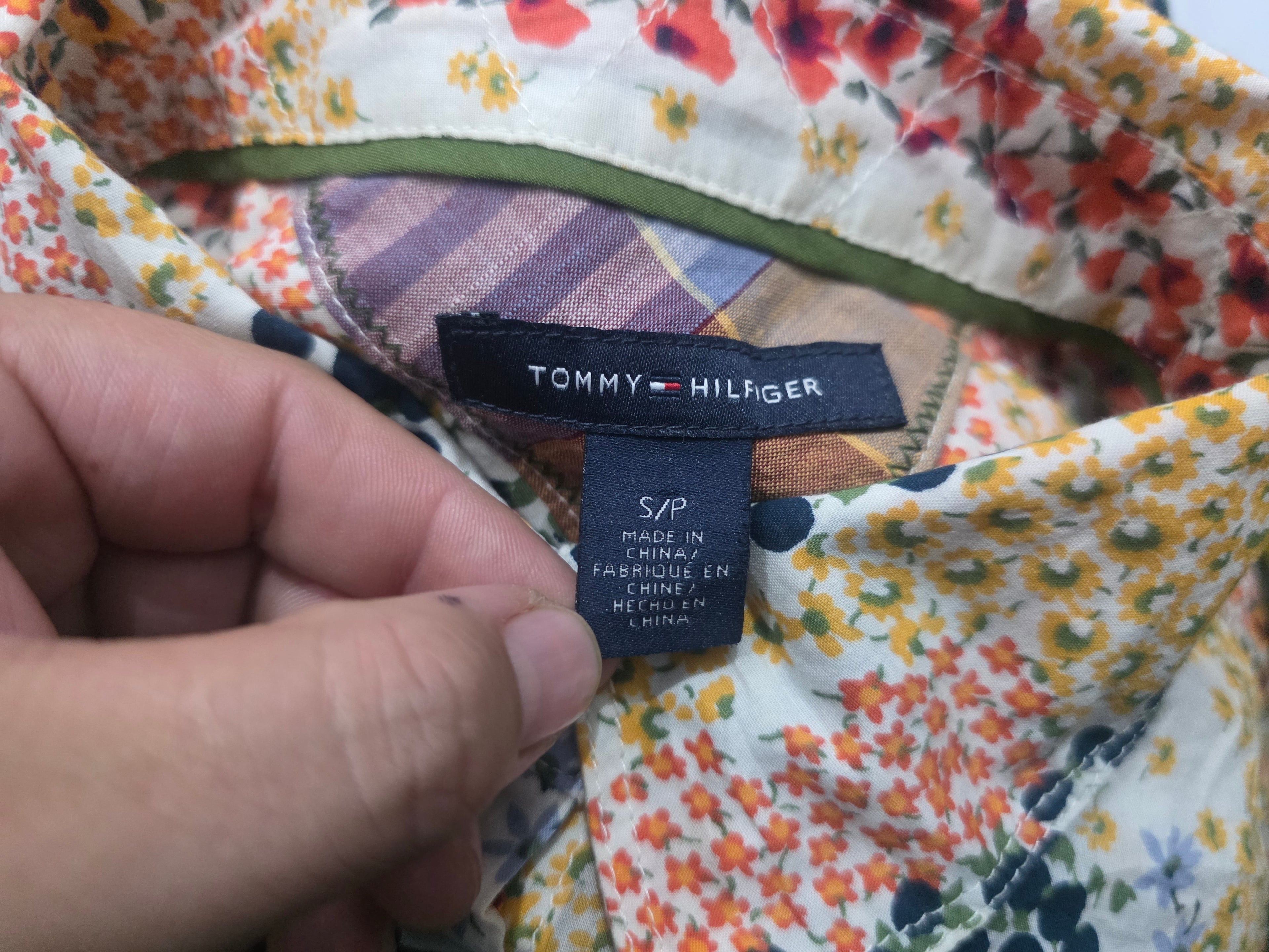 Camisa Tommy Hilfiger Mujer Talla Chica Floreada Multicolor