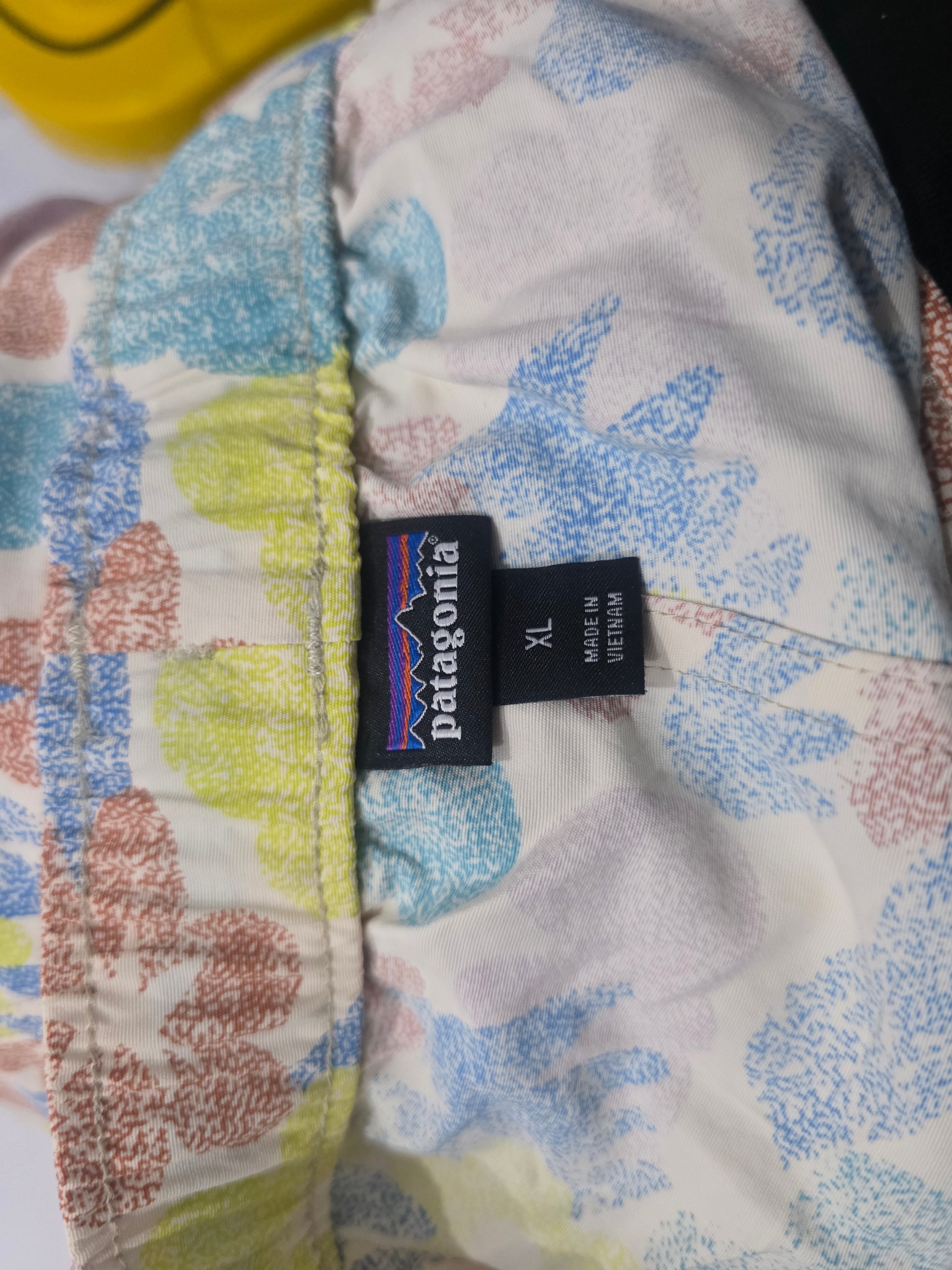 Short Patagonia Extra Grande De Mujer Floreada