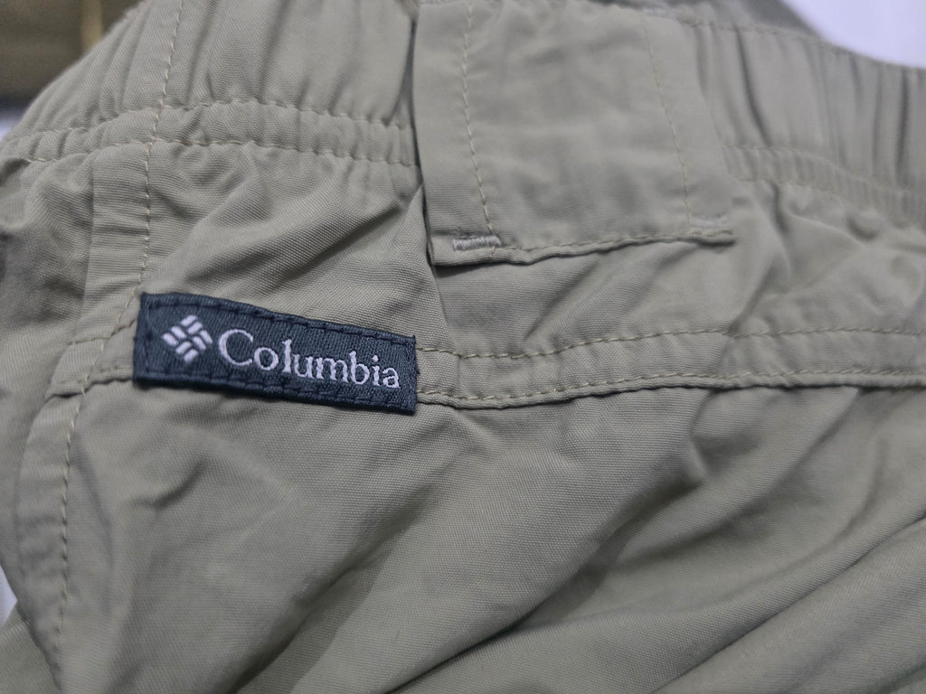 Short Columbia De Mujer Talla Chica Color Cafe