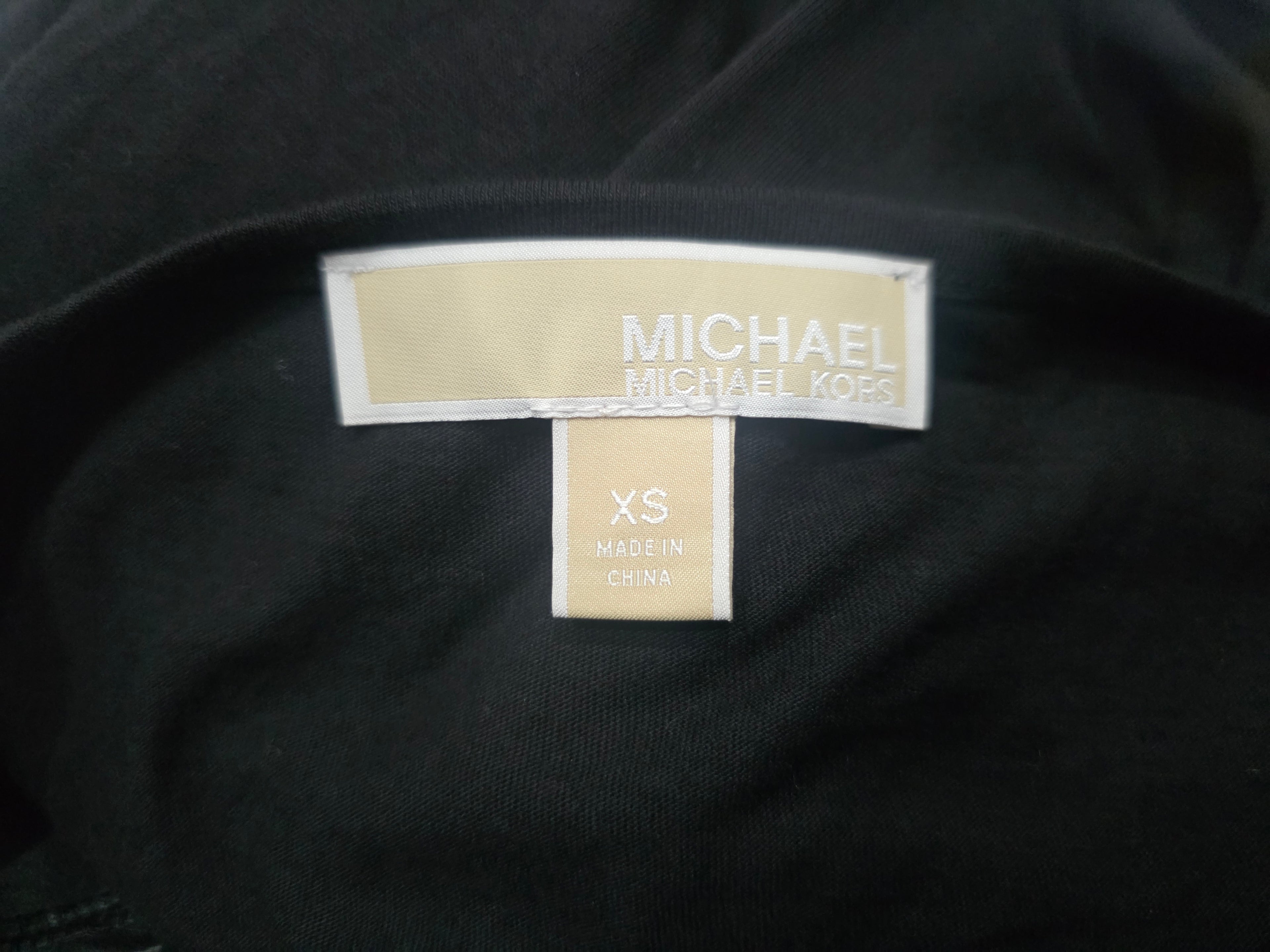Playera Michael Kors Mujer Extra Chica Manga Larga Negro