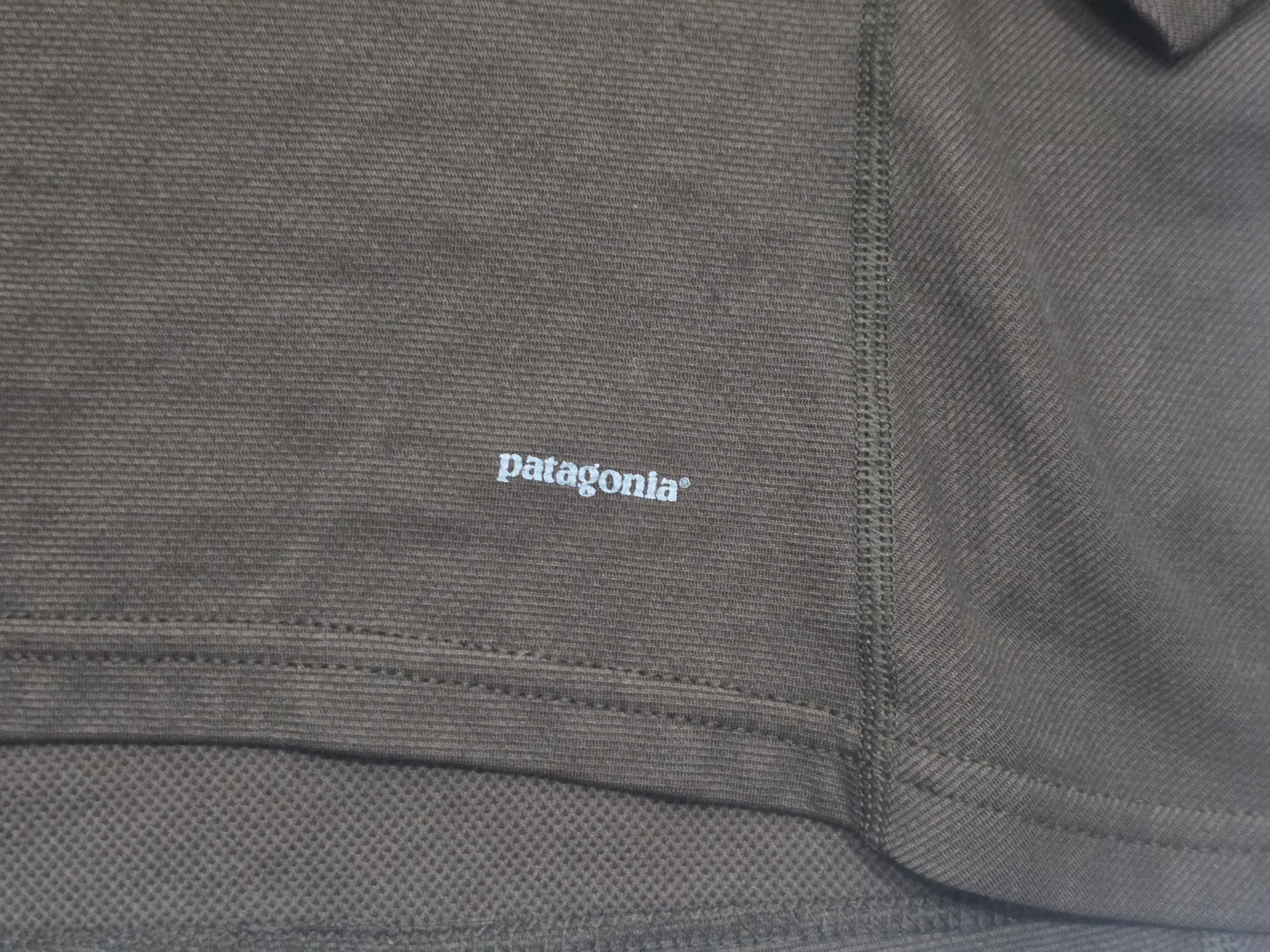 Playera Patagonia Performamce Medio Cierre Cafe Extra Chica