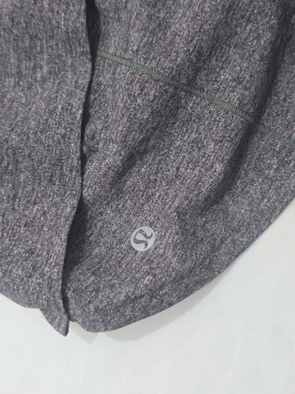 Short Lululemon De Mujer Talla 6 Color Gris