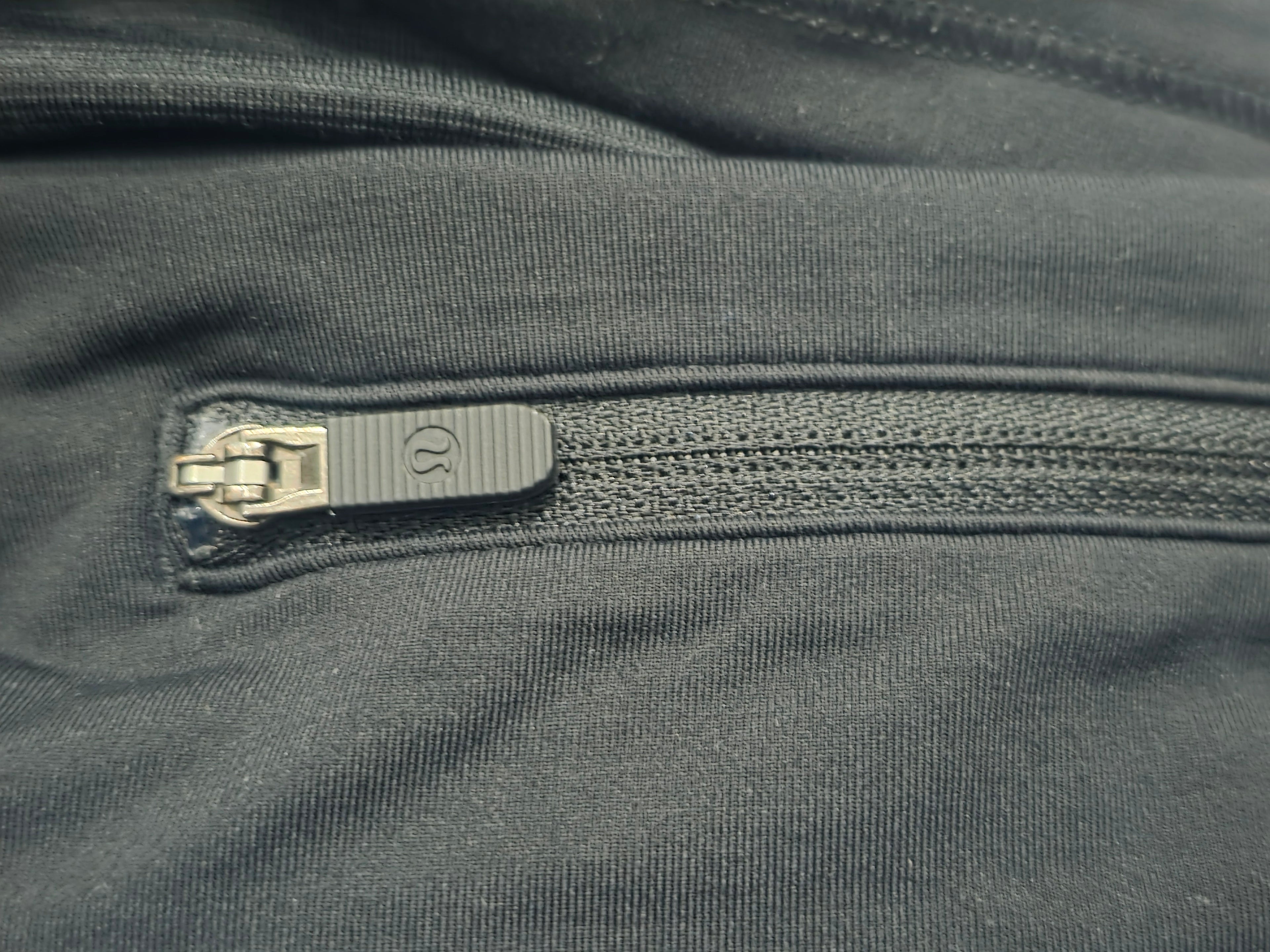 Short Lululemon De Mujer Talla 6 Color Gris