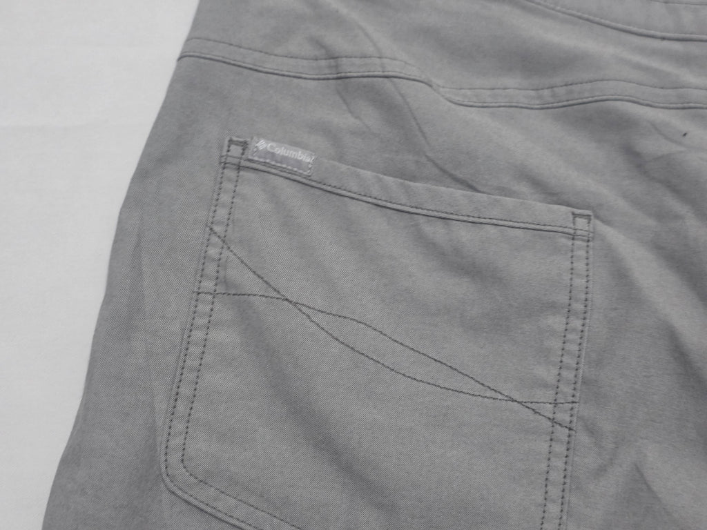 Short Columbia De Mujer Talla 16 Color Gris